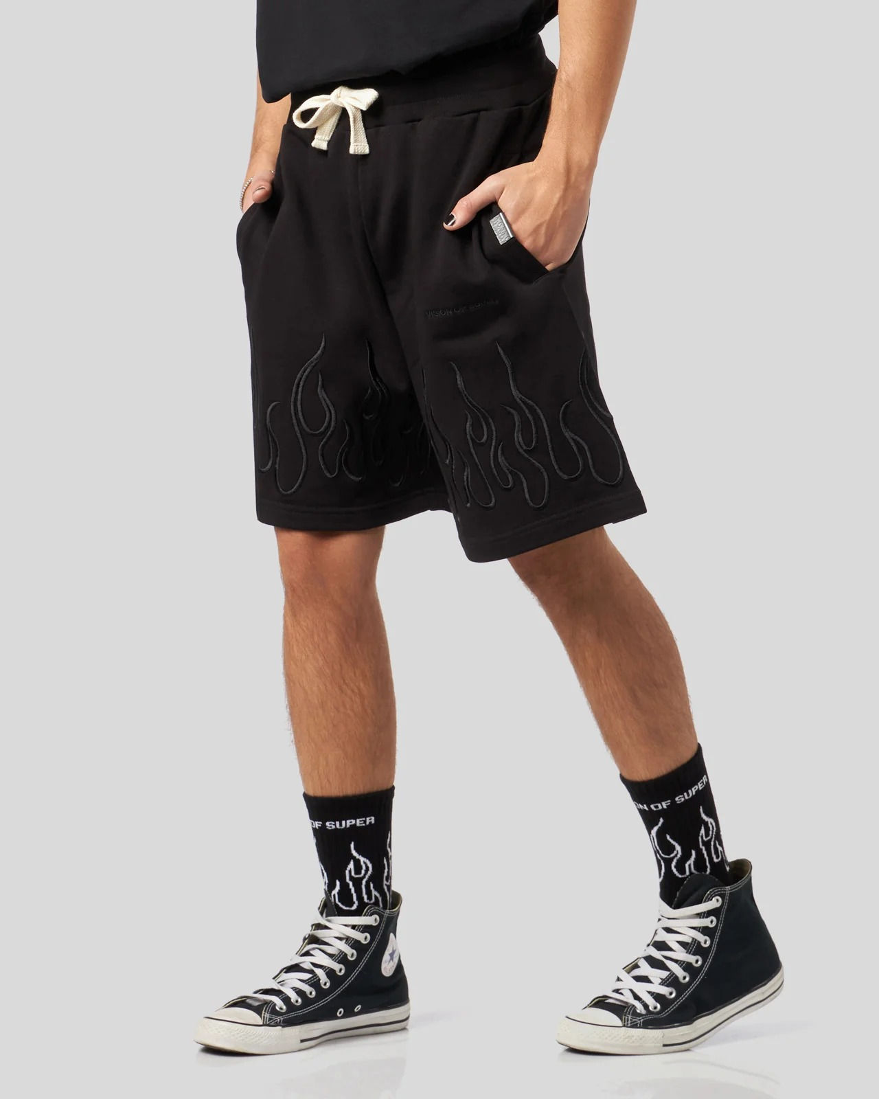 BLACK SHORTS EMBROIDERED FLAMES