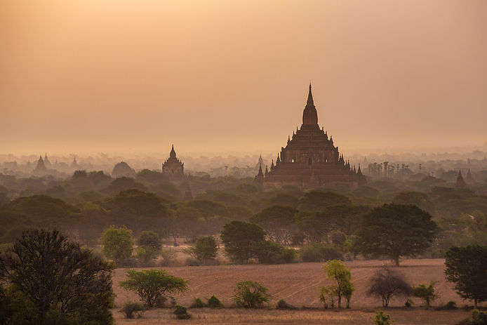 bagan-myanmar-temple-pagodas-postcard.jpg