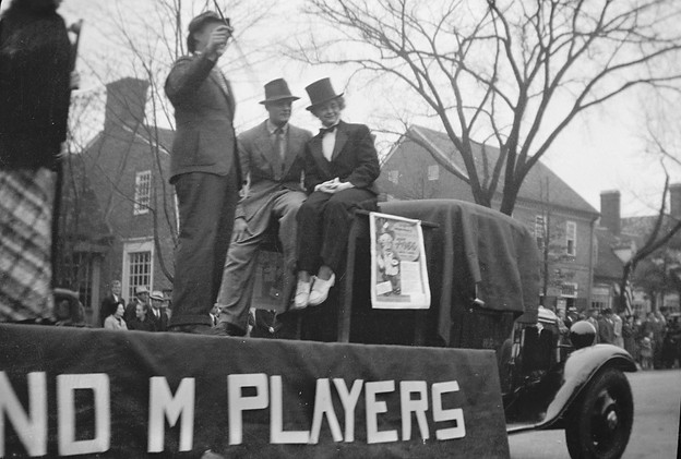 school parade 2.jpg