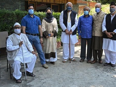 जम्मू-कश्मीर पर क्या होगा फैसला?पीएम मोदी की मीटिंग में कौन सी पार्टी और नेता होंगे मौजूद जानें यहां