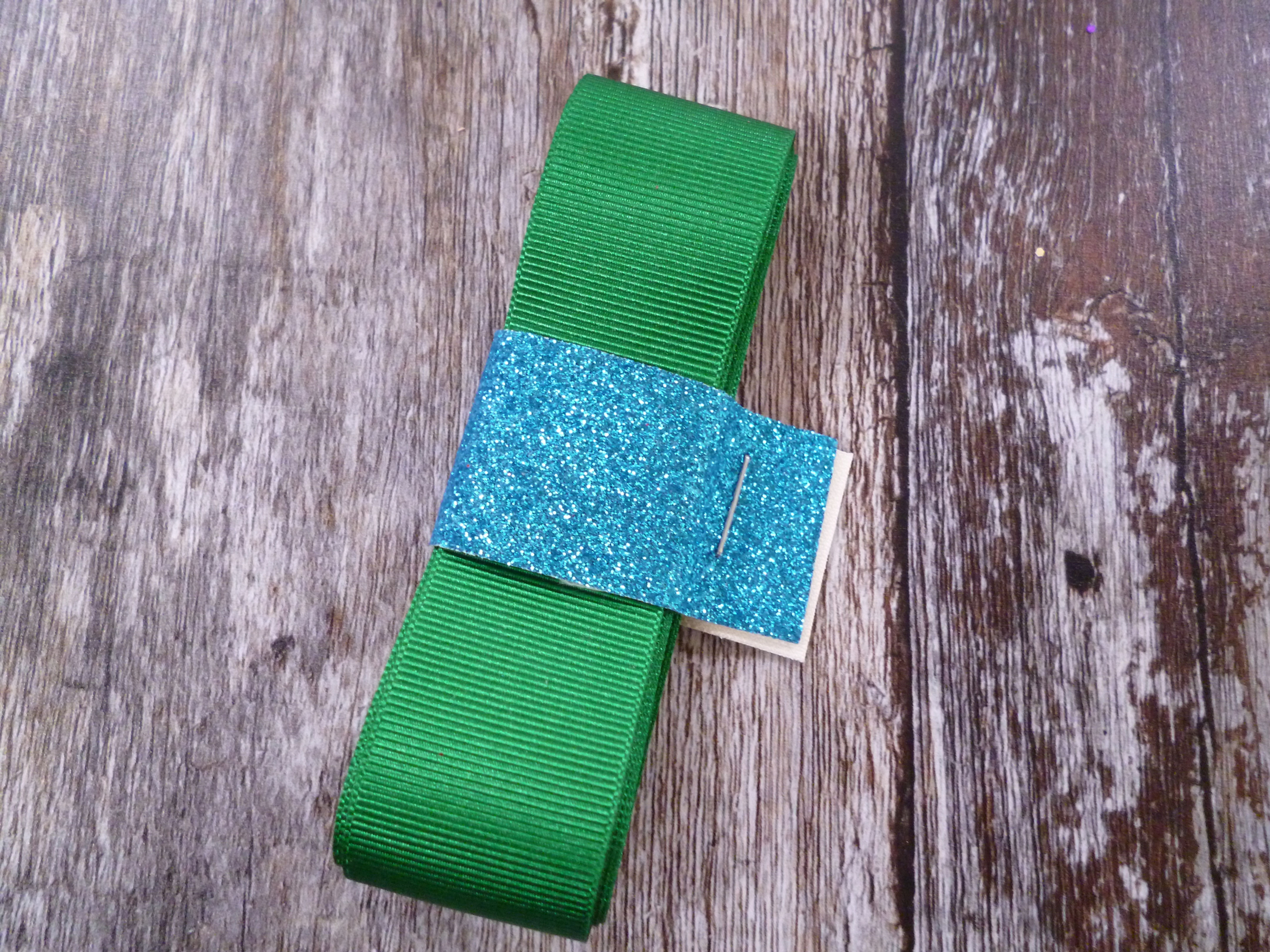 25mm grosgrain green - remnants - 2m bundle
