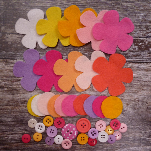 Felt Flower Kit Meadow paperandstring