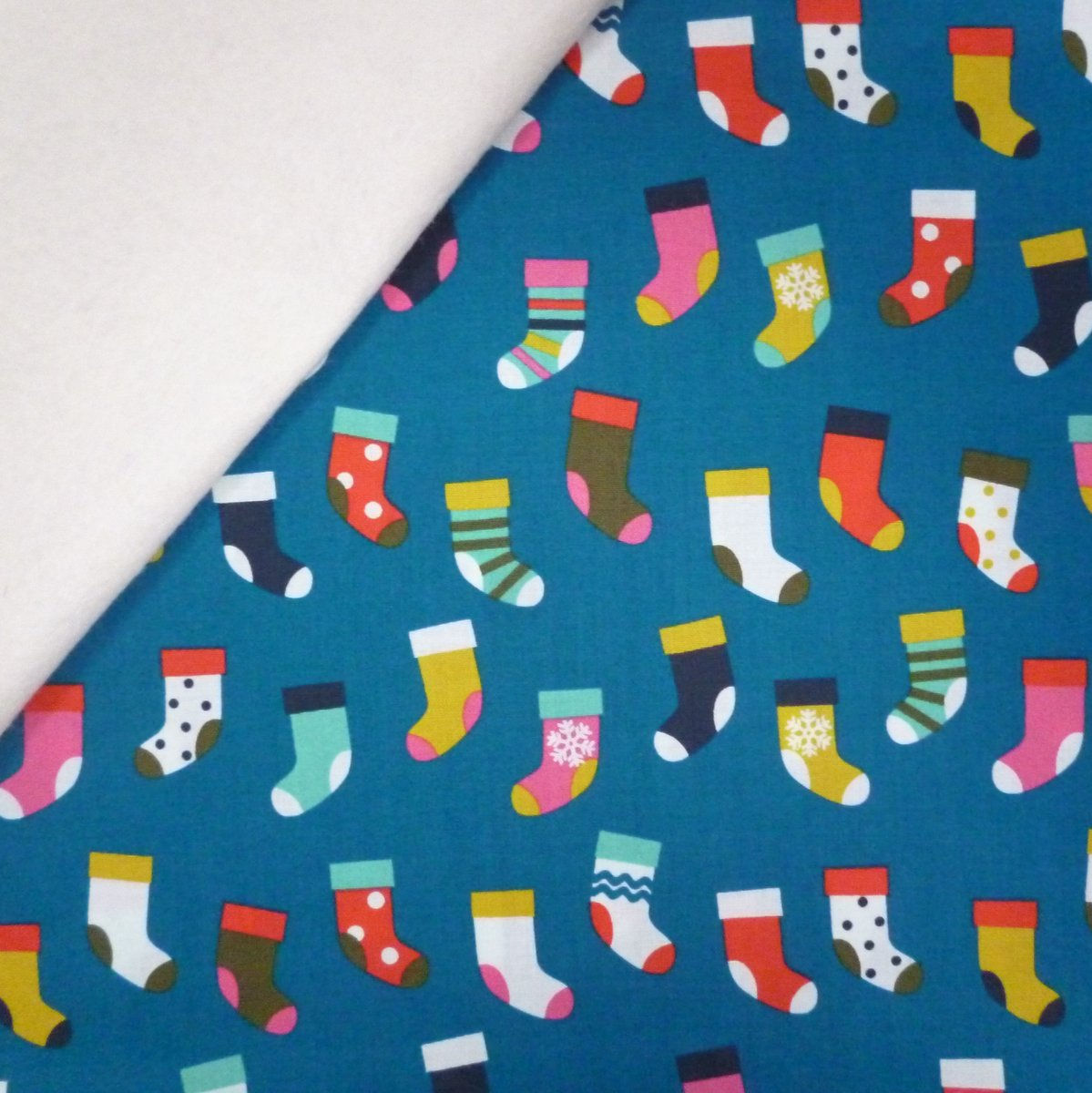 LAST FEW Fabric Felt :: Merry and Bright :: Stockings on Natural
