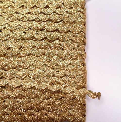*new* Standard Size Ric Rac :: Metallic Gold | paper-and-string