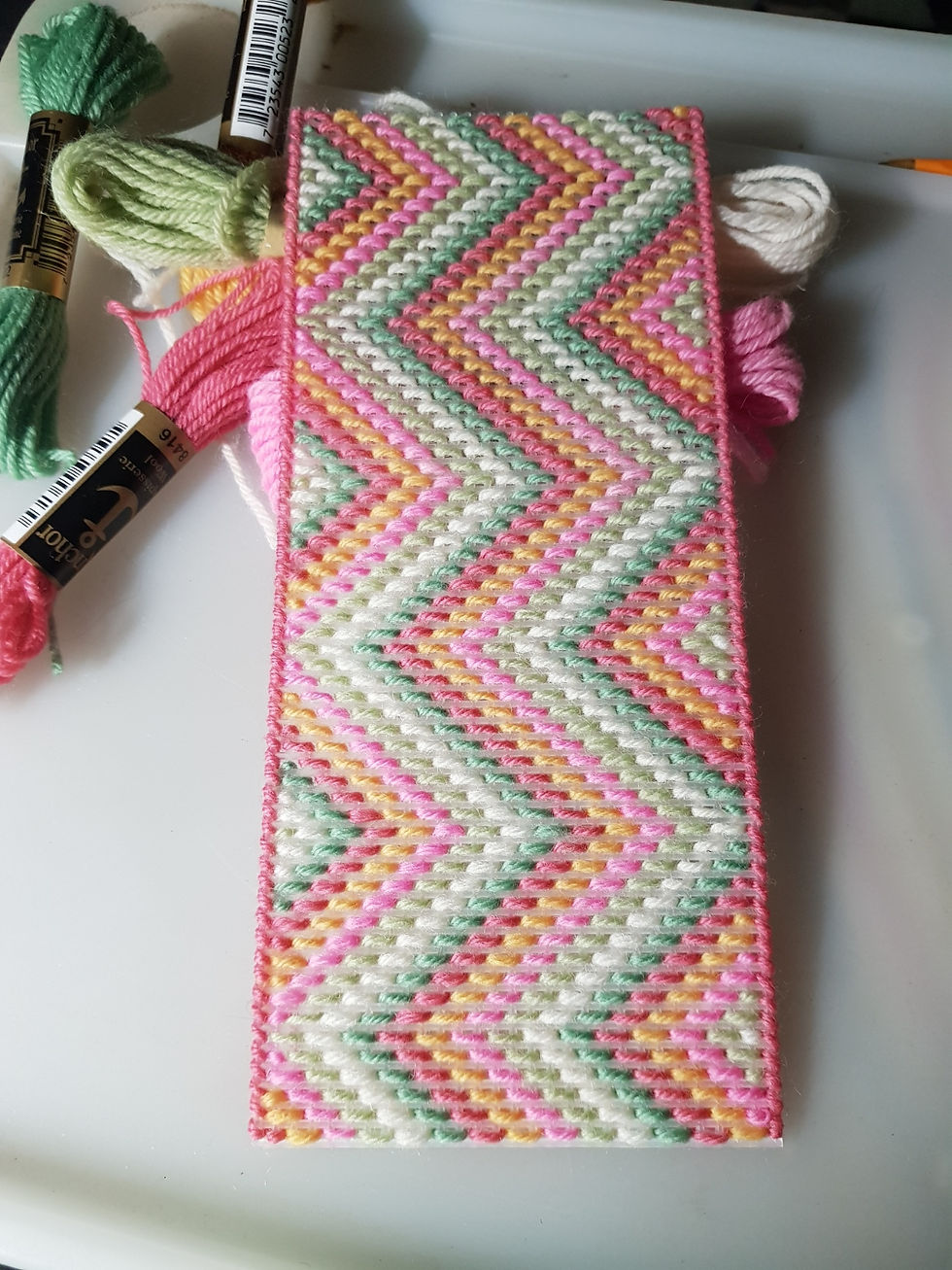 Thumbnail: Stitchables :: Plastic Canvas 7hpi :: 45x30cm