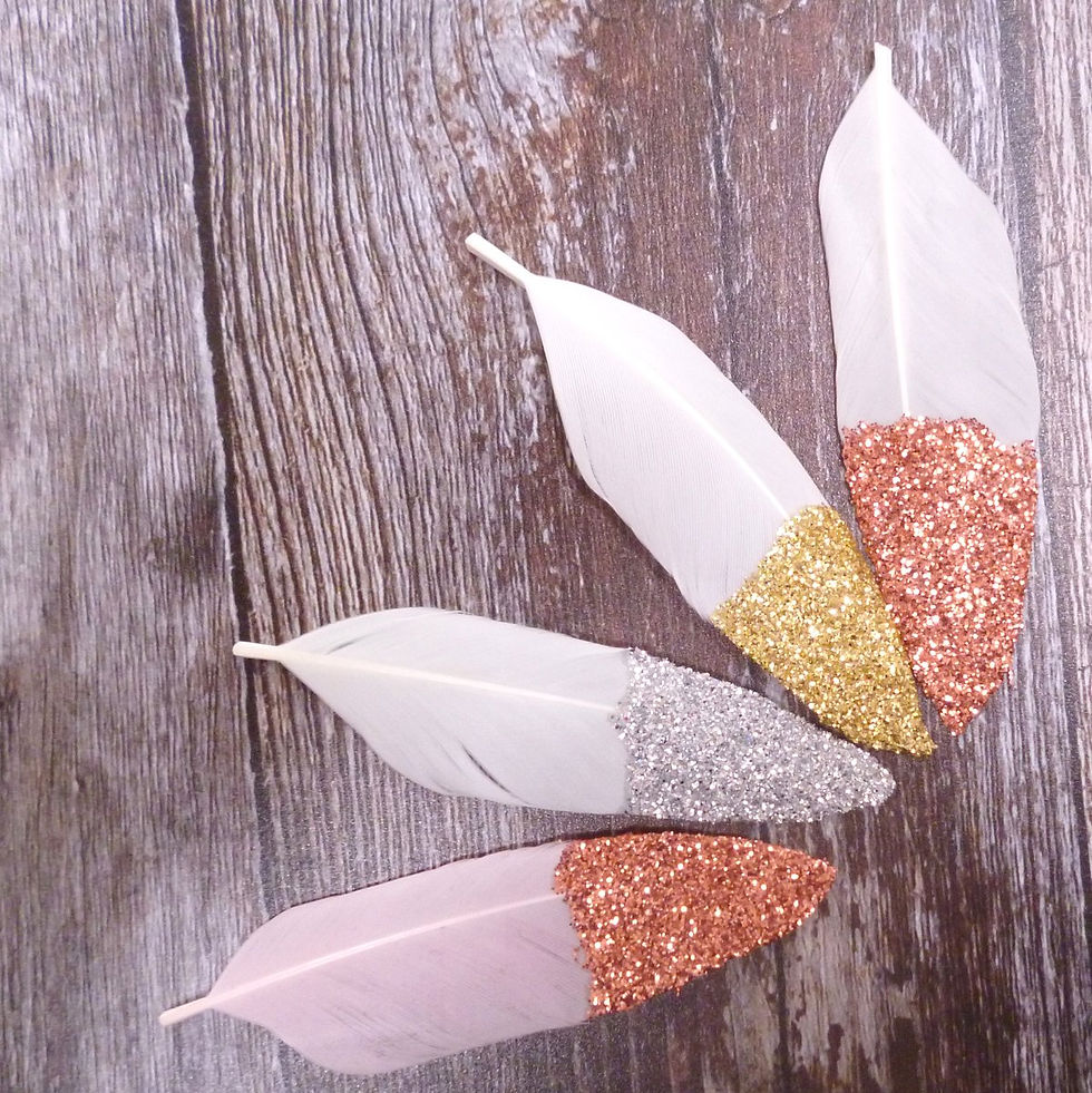 Thumbnail: SALE Glitter Dipped Feathers :: pack of 6 :: white & rose gold