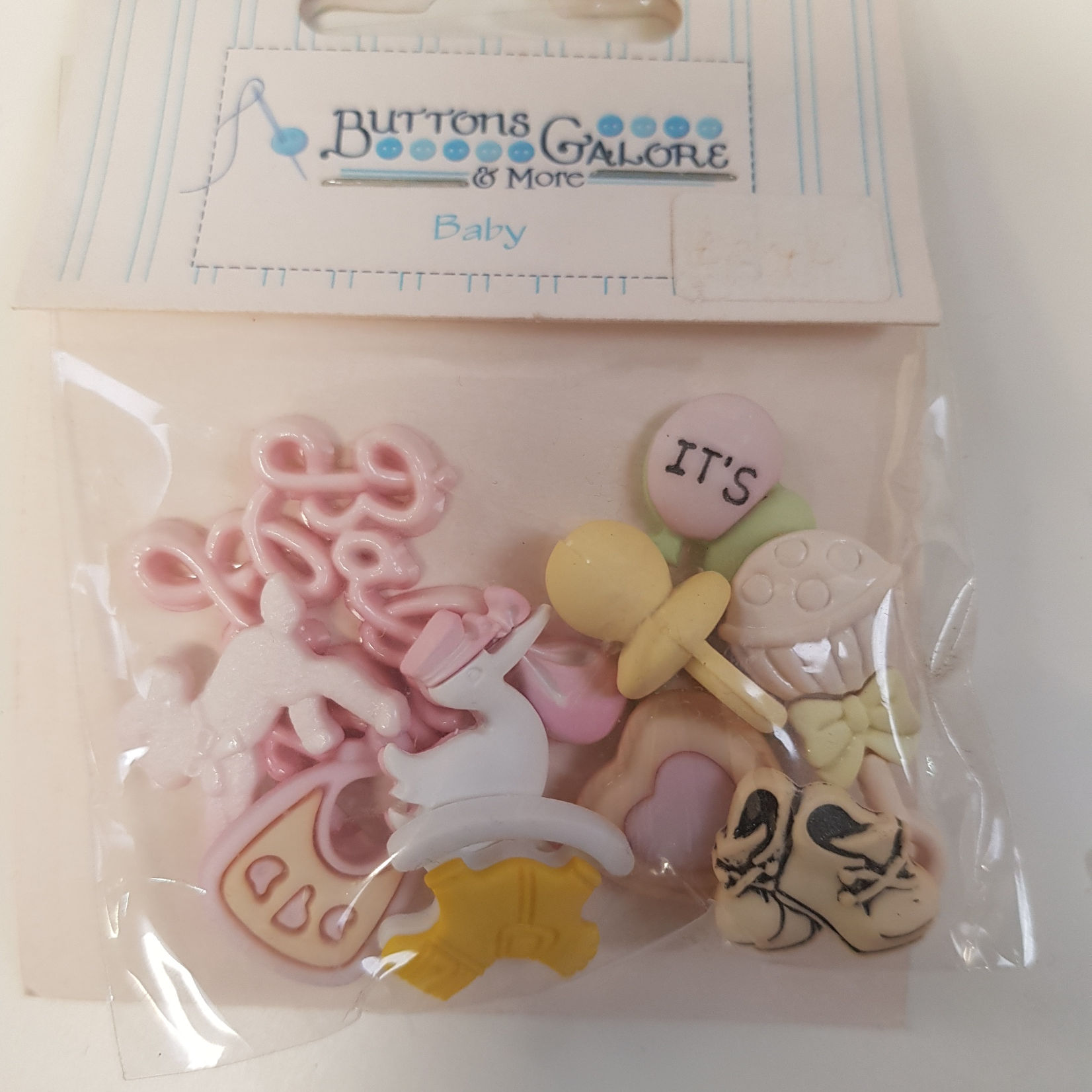 SALE Buttons Galore Button Packs :: Baby Pink