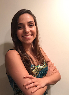 Camila Custódio