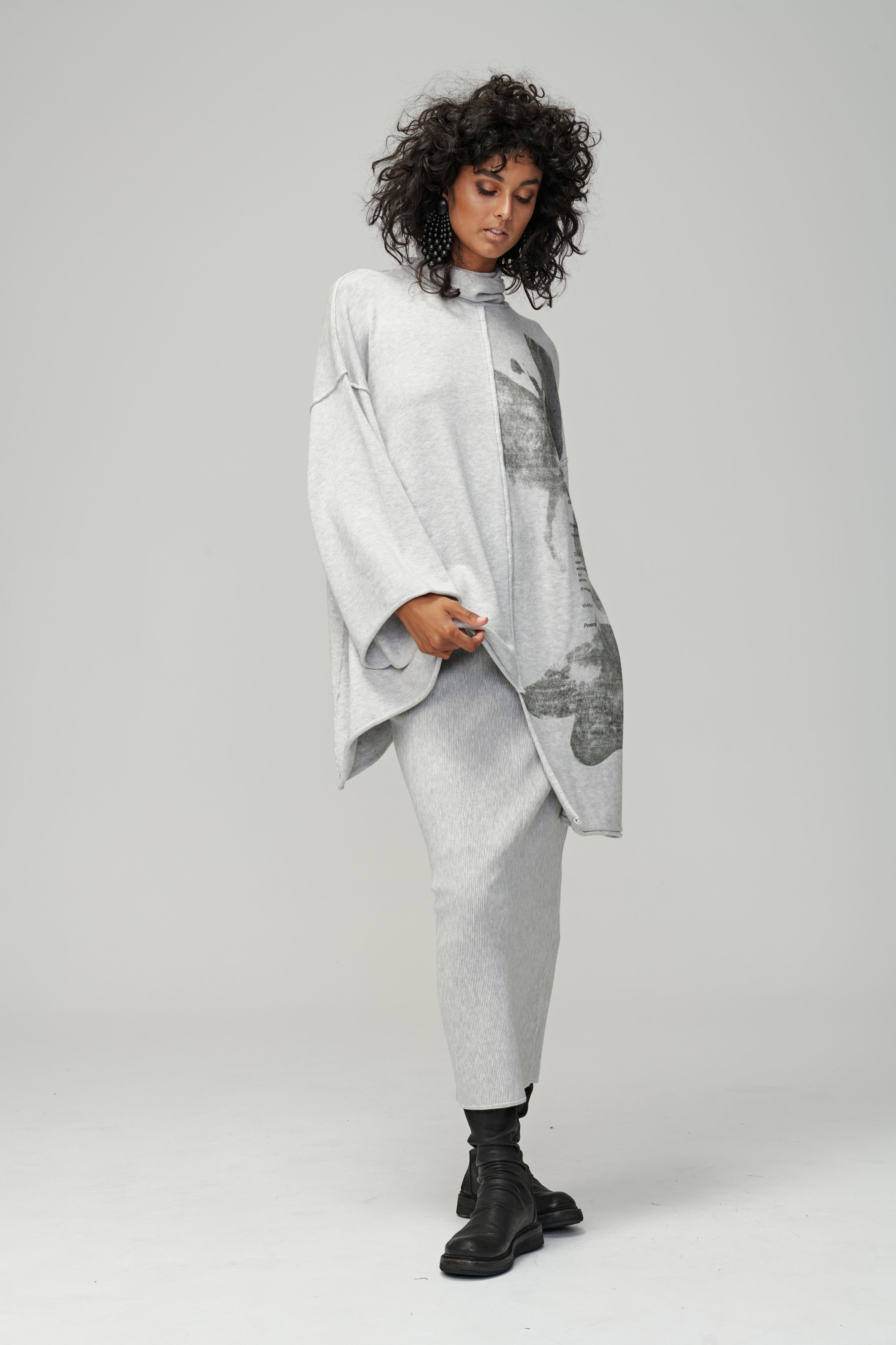 200348PV22 ribbed tube skirt