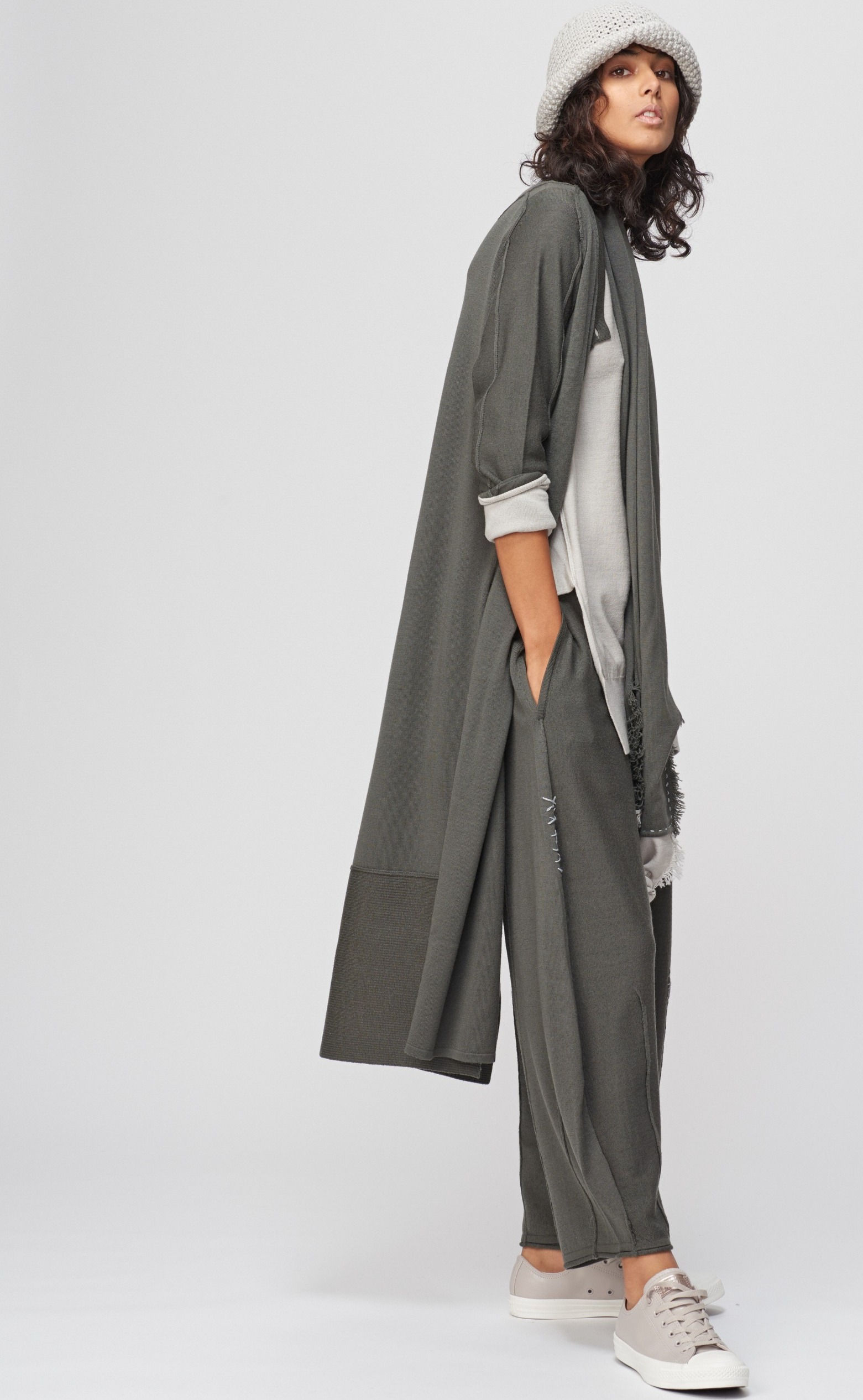 Style: 190133DW Cardigan