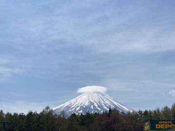 笠雲の富士山
