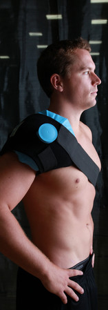 9 Inch Ice N Easy with Extension Strap - Shoulder 