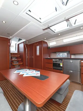 Hanse 508 sailboat salon