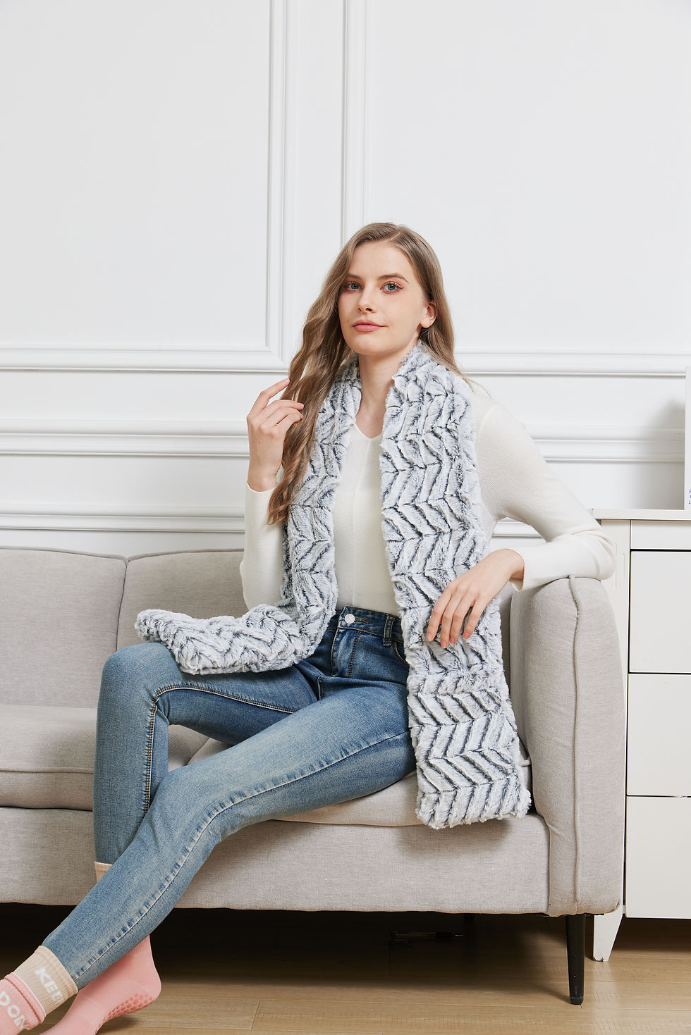 Thumbnail: Grey Chevron Cutwork Pocket Scarf