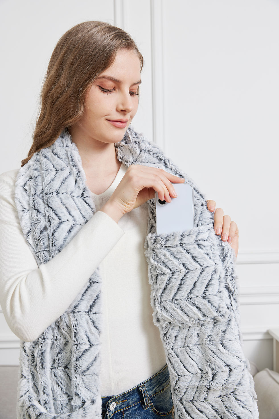 Thumbnail: Grey Chevron Cutwork Pocket Scarf