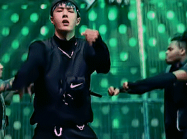 tumblr_18021175a9be3080cbb2b414887d2638_85bba835_400 - Copy.gif