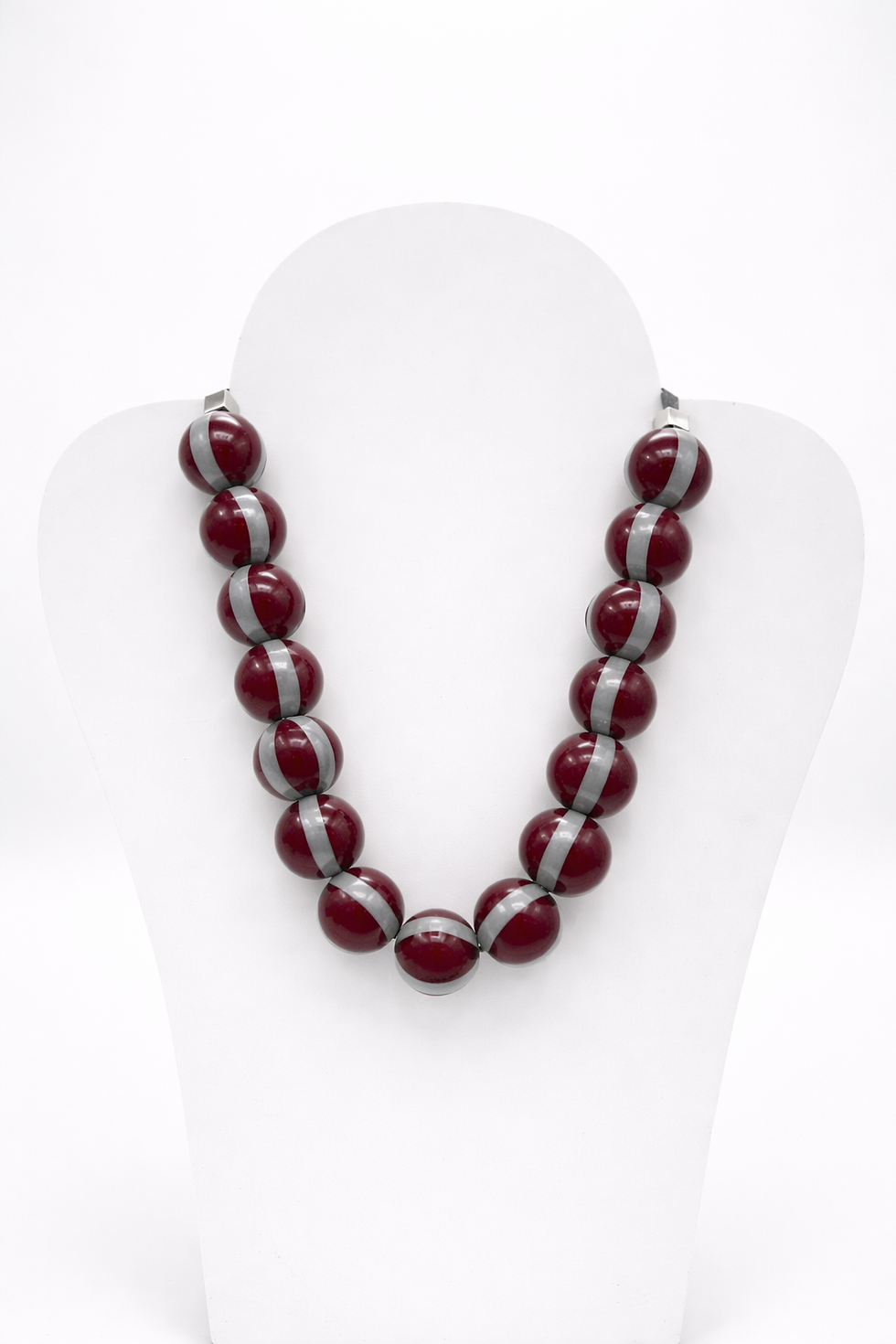 Miniatura: collana fashion moderna