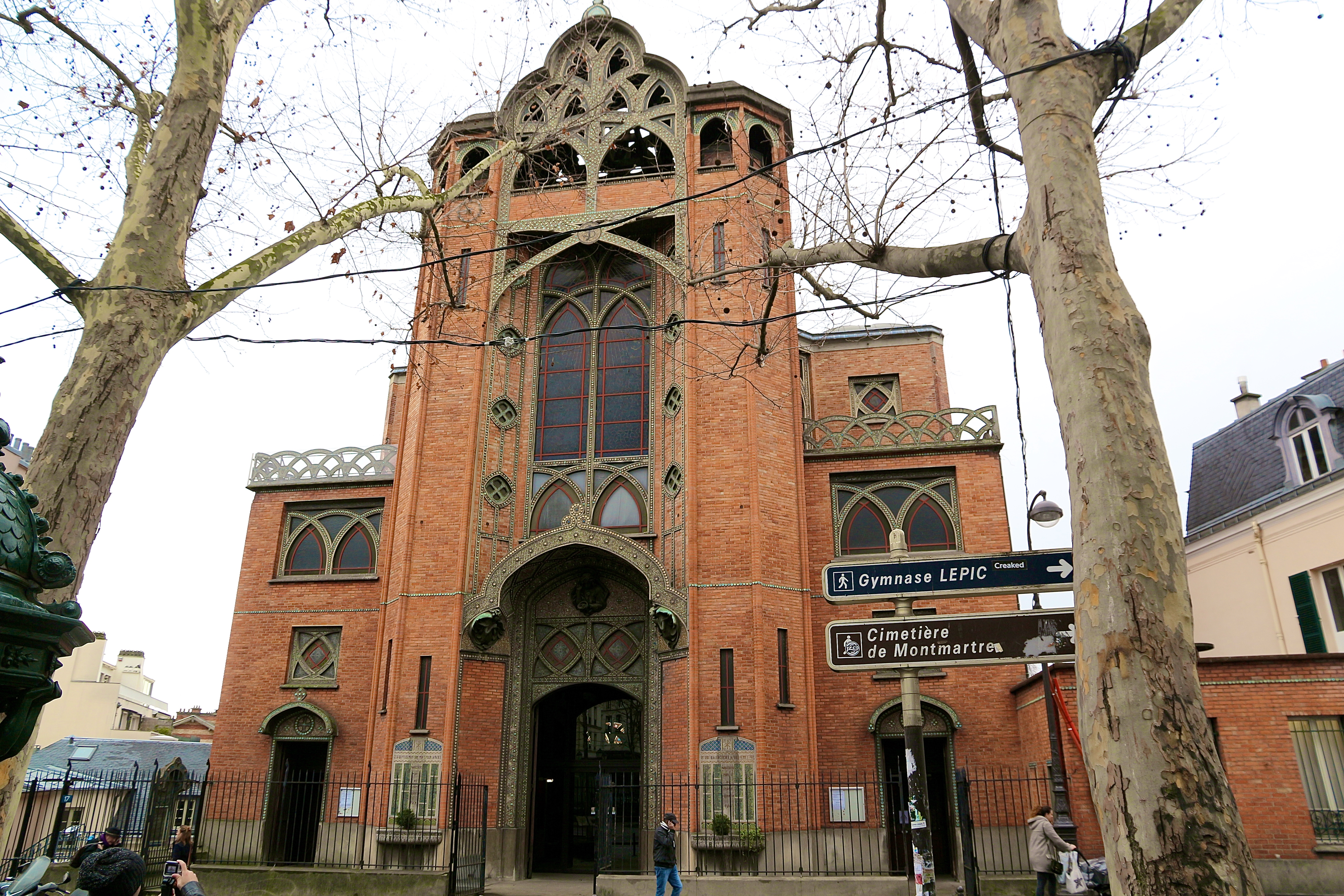 l'Église Saint-Jean-de-Montmartre