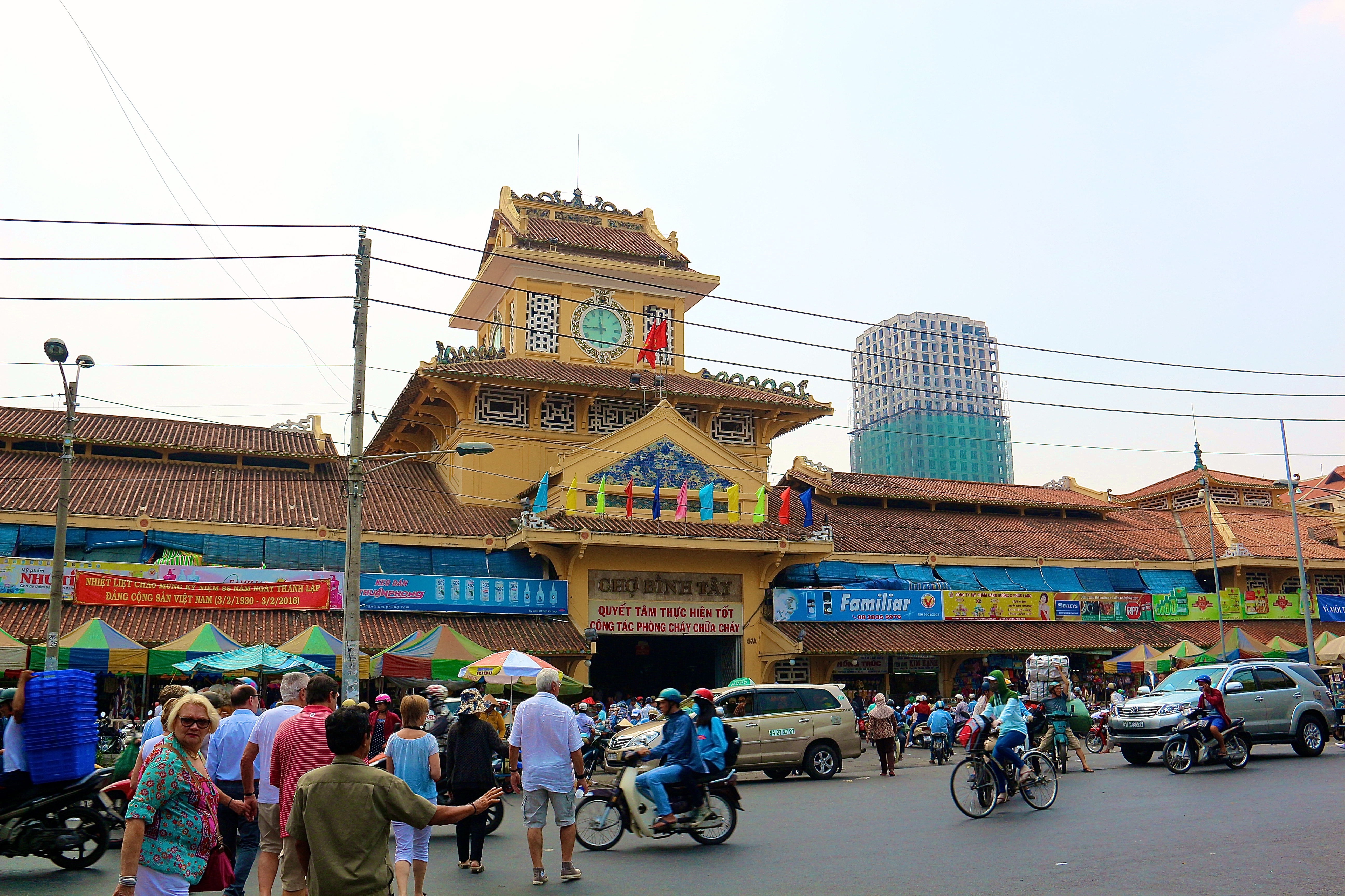 HÔ-CHI-MINH-VILLE