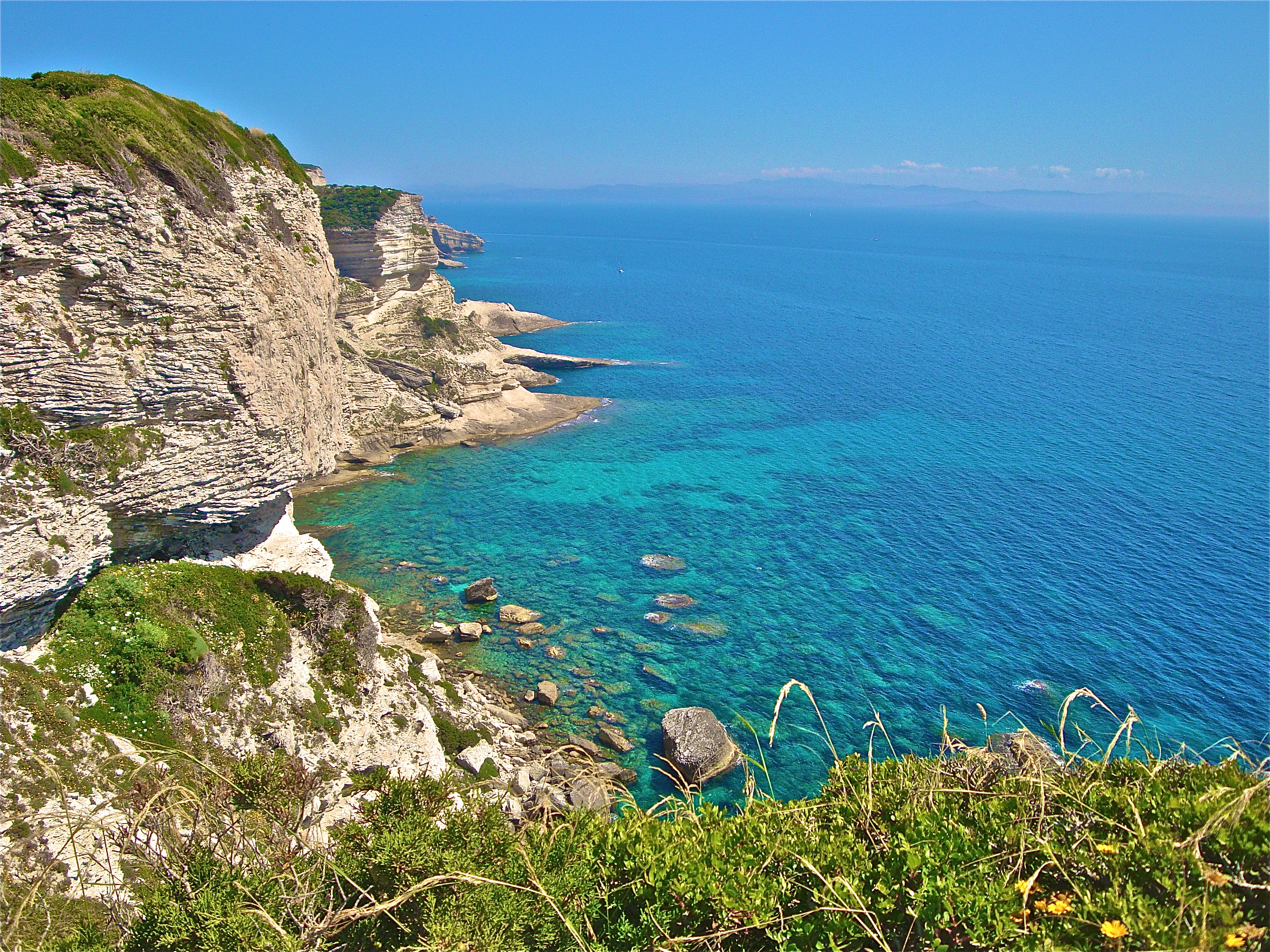 CALA LONGA