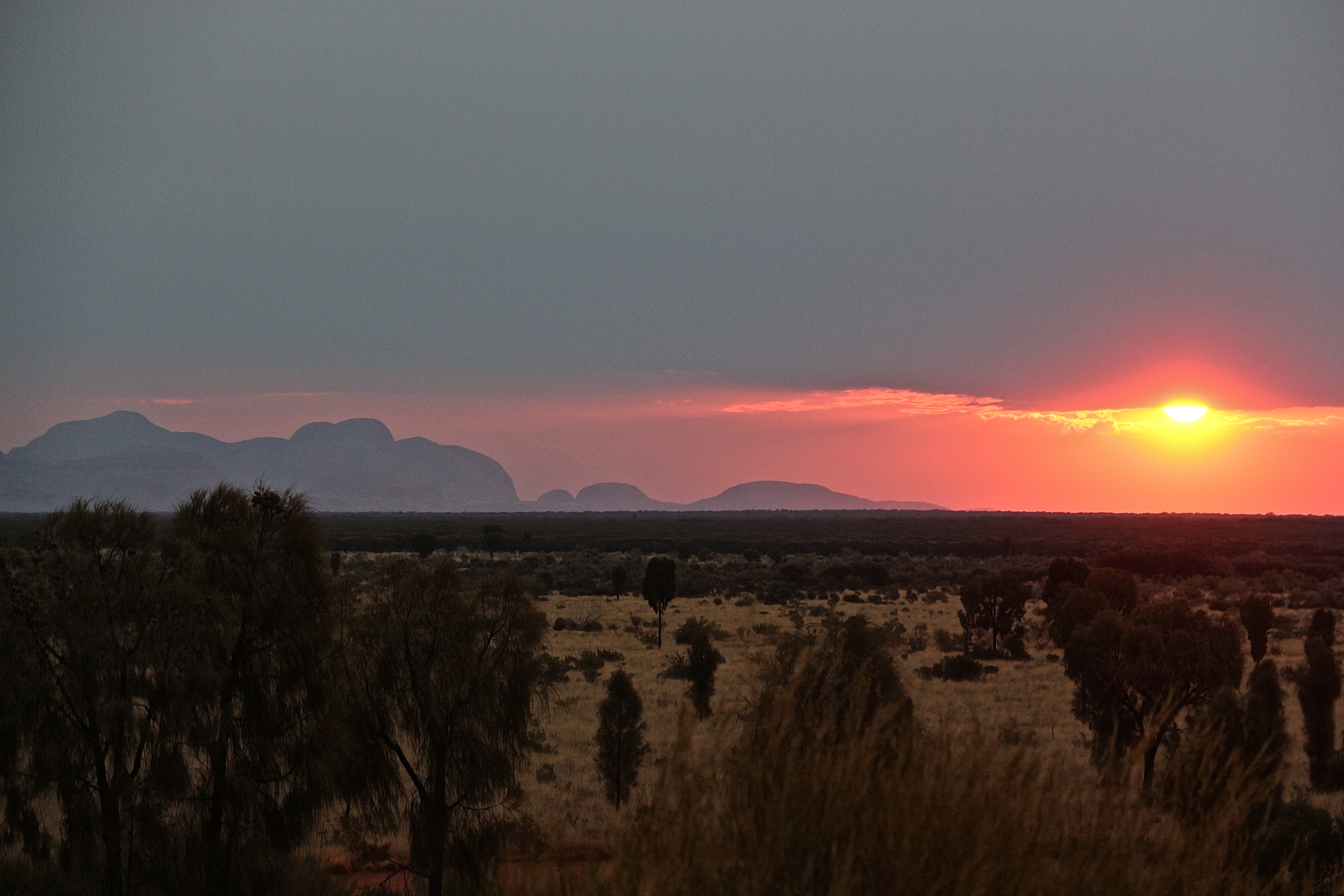 KATA TJUTA (MONTS OLGA)