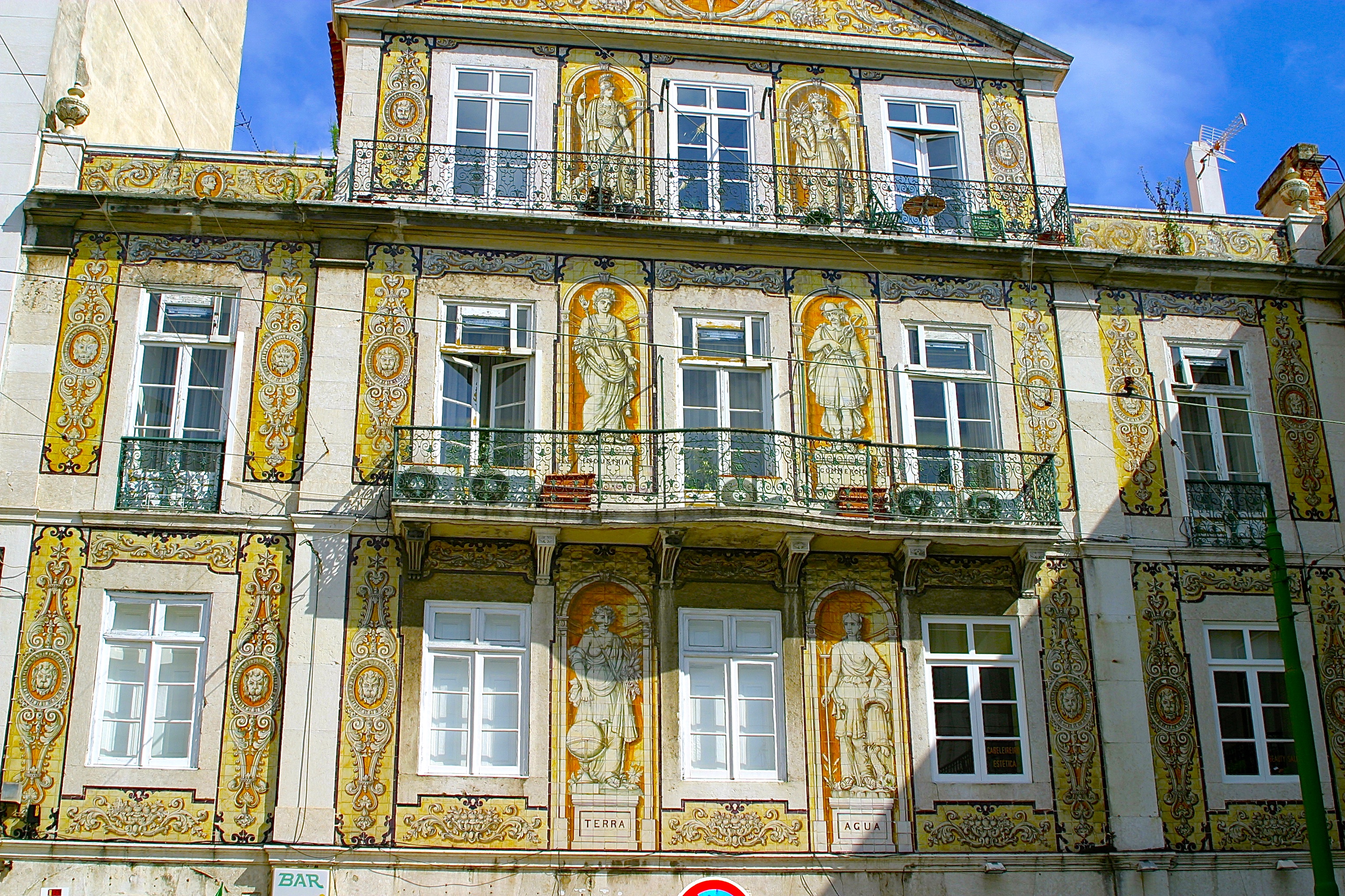 LISBONNE