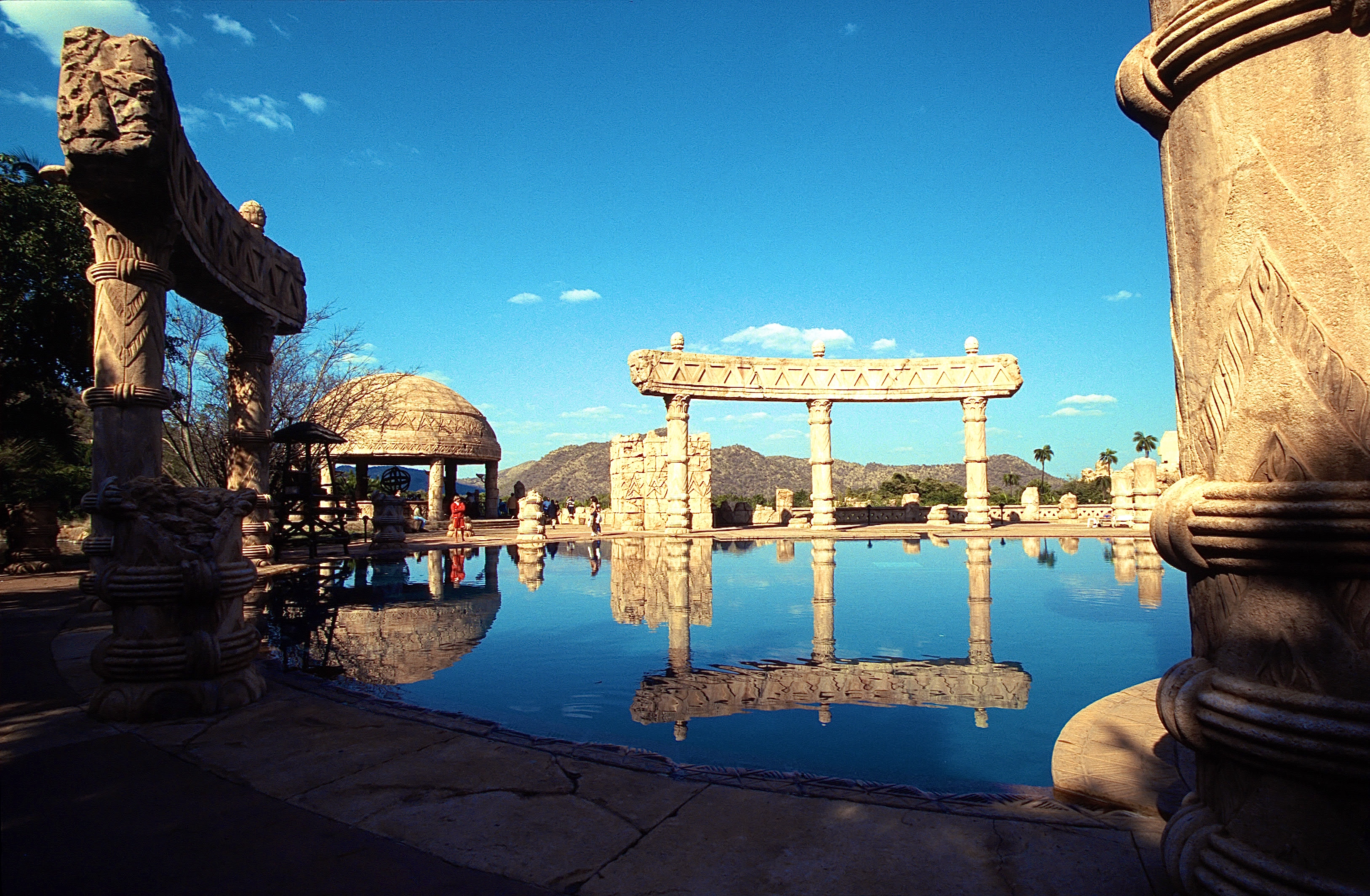 SUN CITY