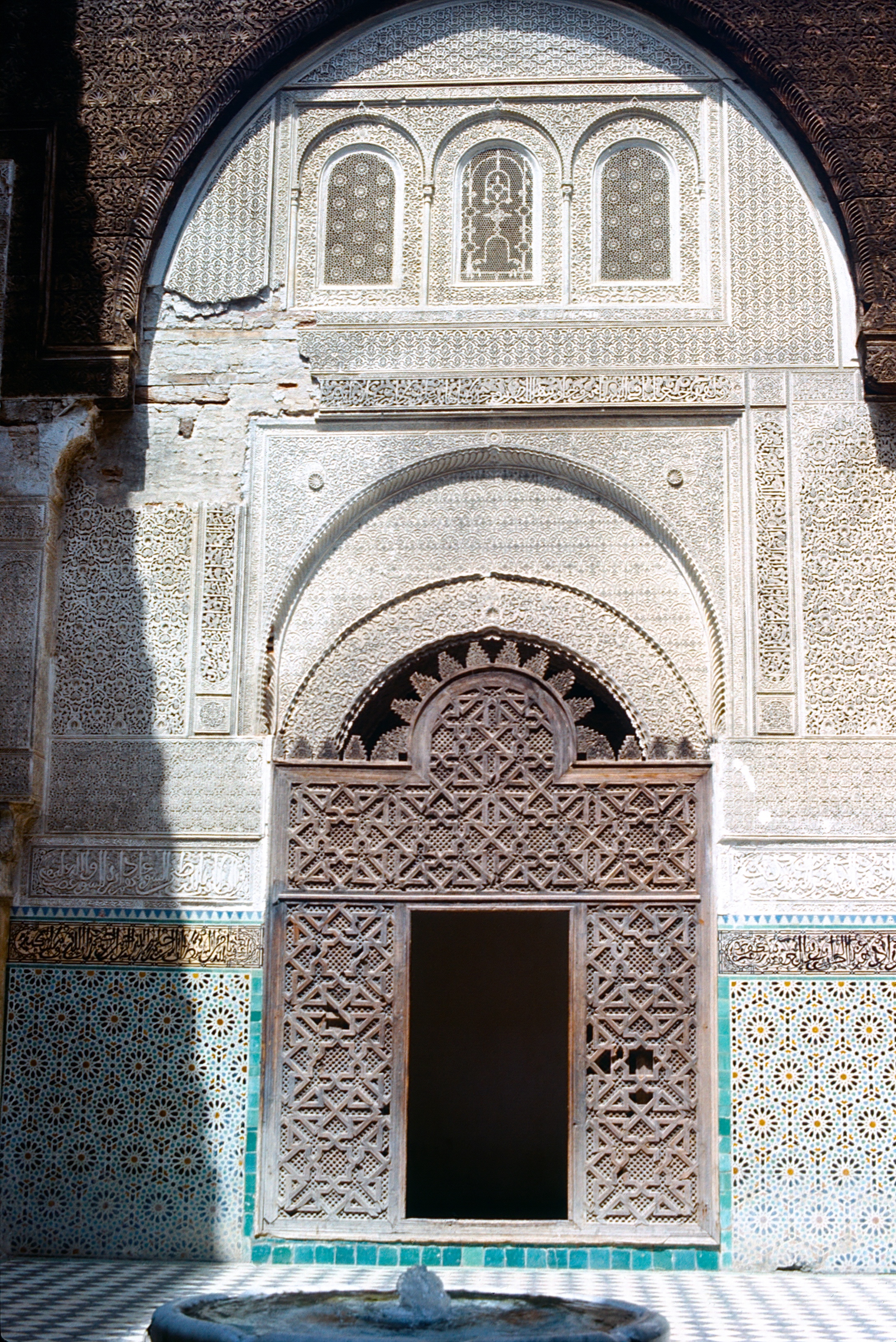 FÈS