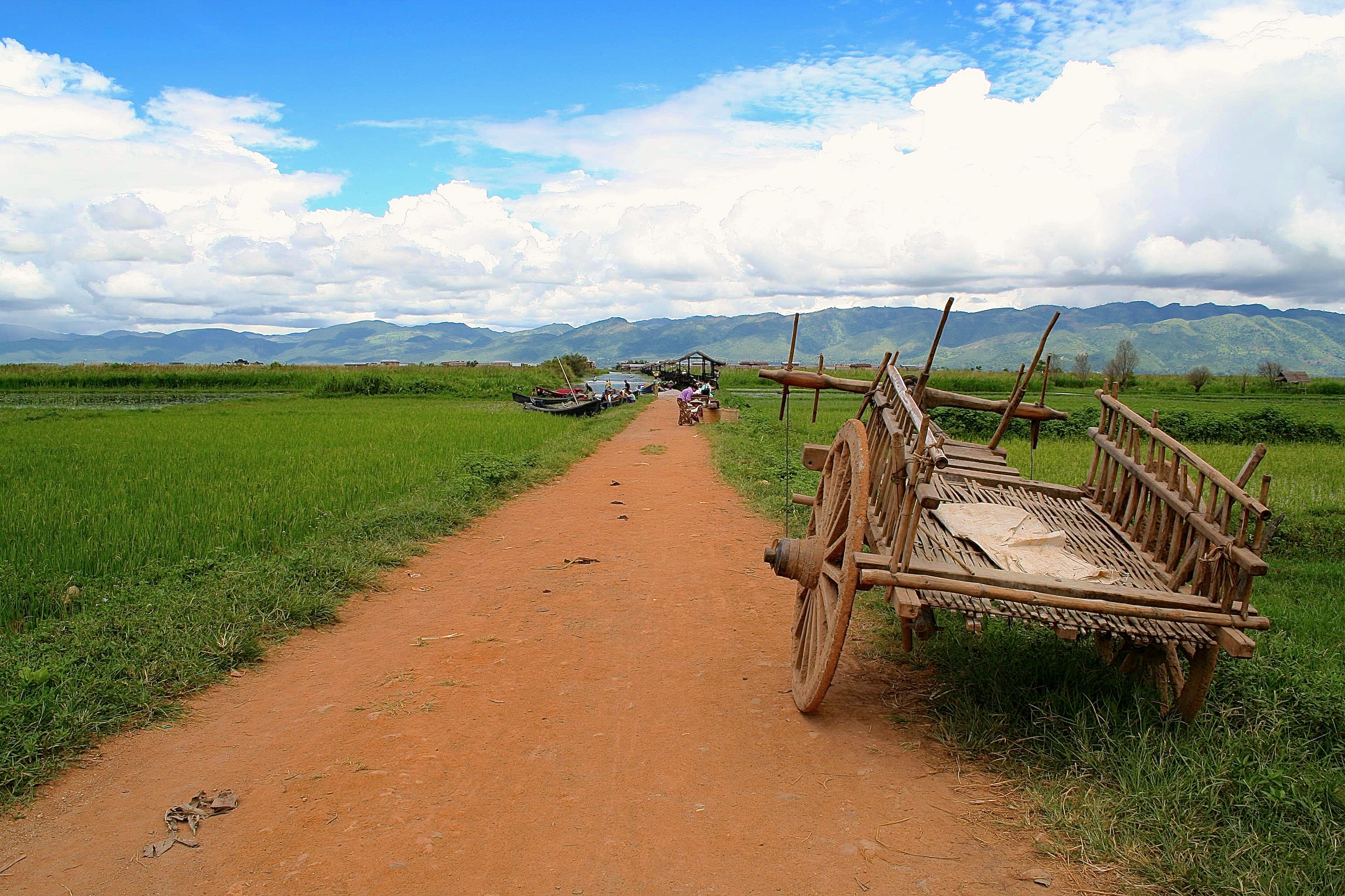 NYAUNG-SHWE