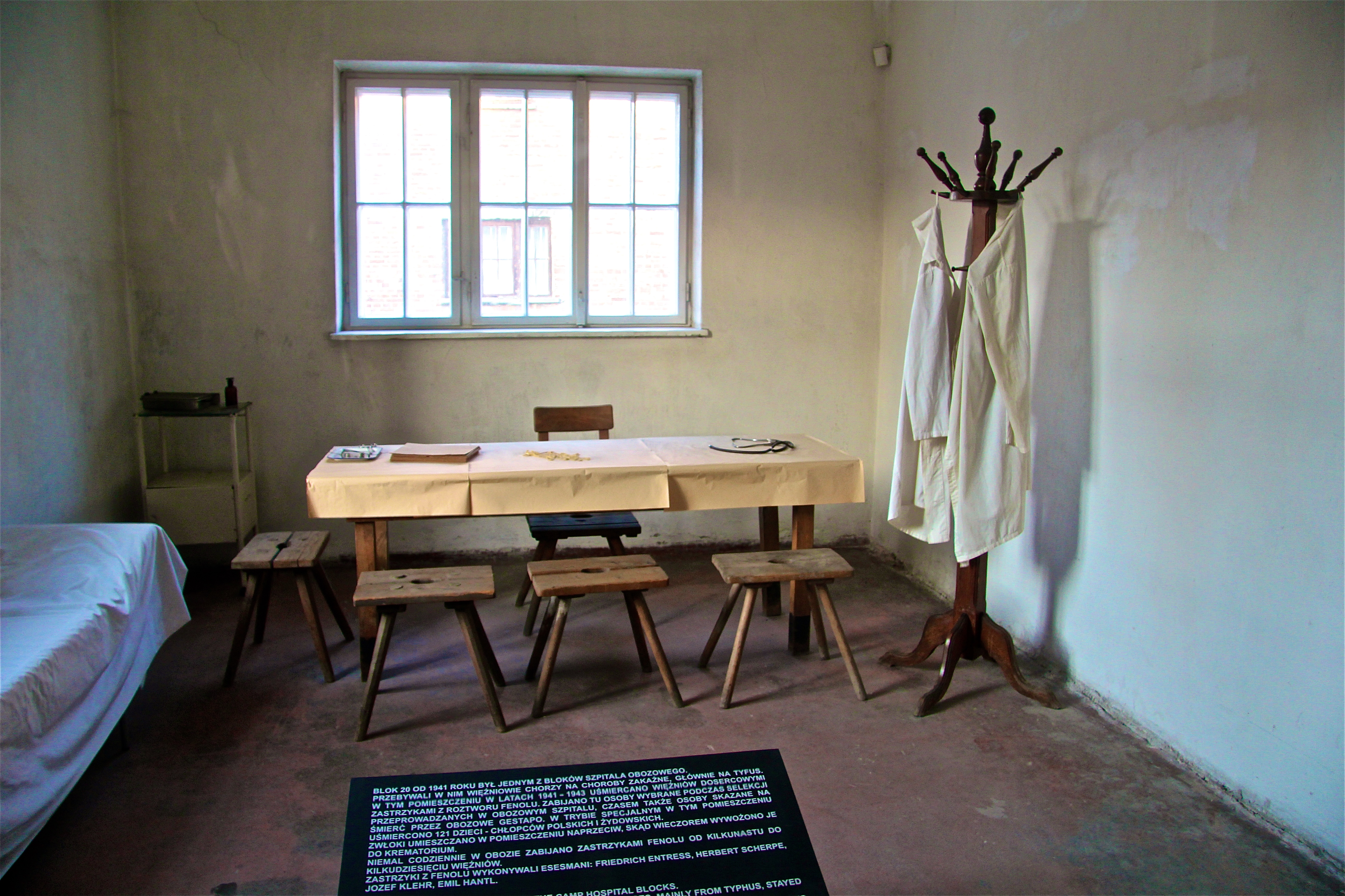 Auschwitz, le bloc 20