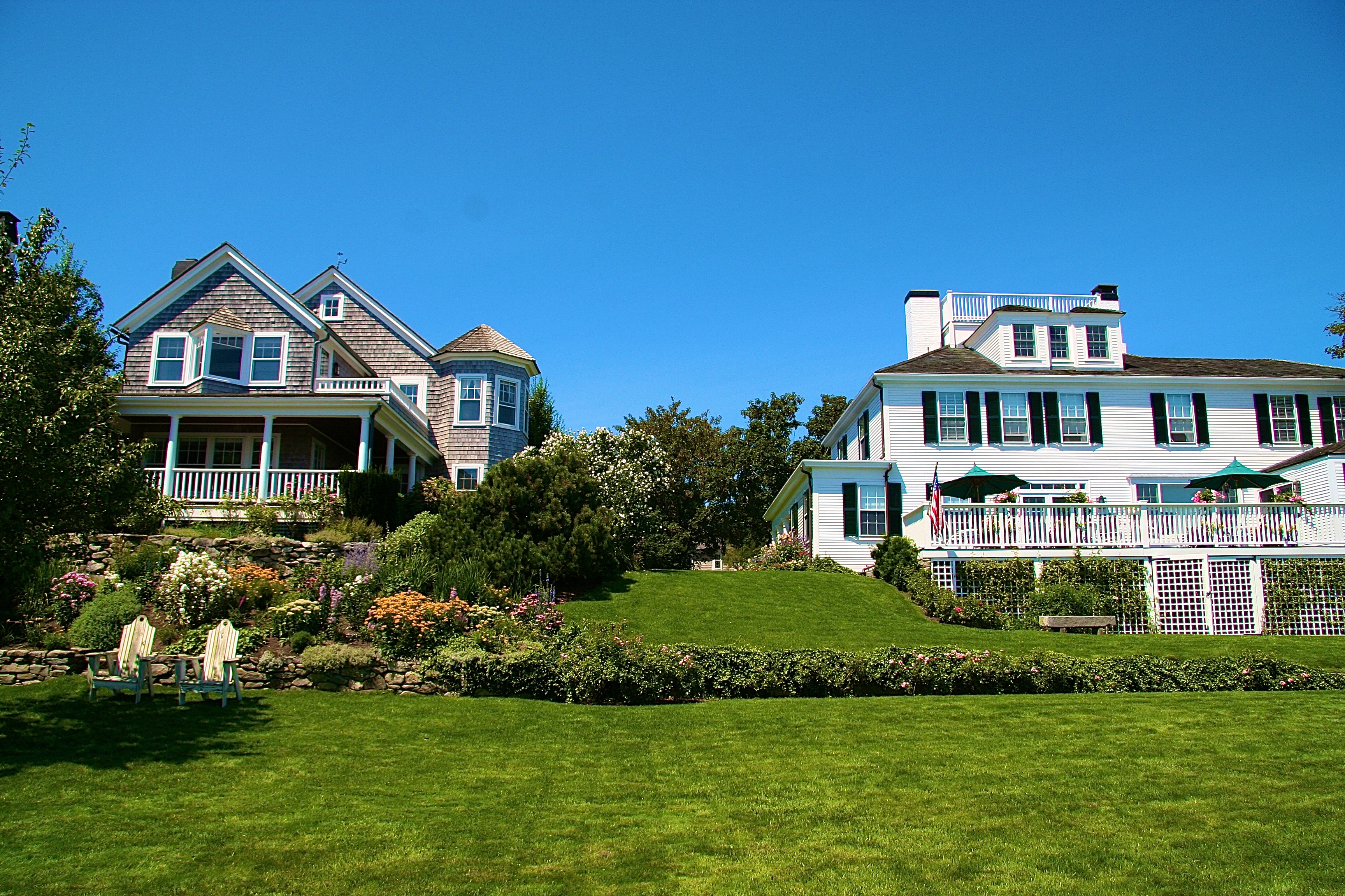 MARTHA'S VINEYARD