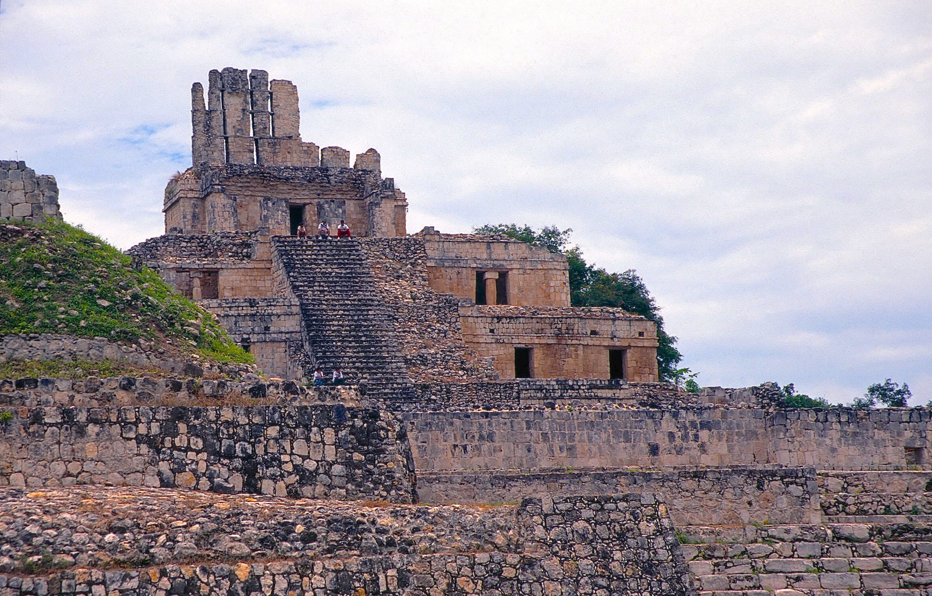EDZNÀ