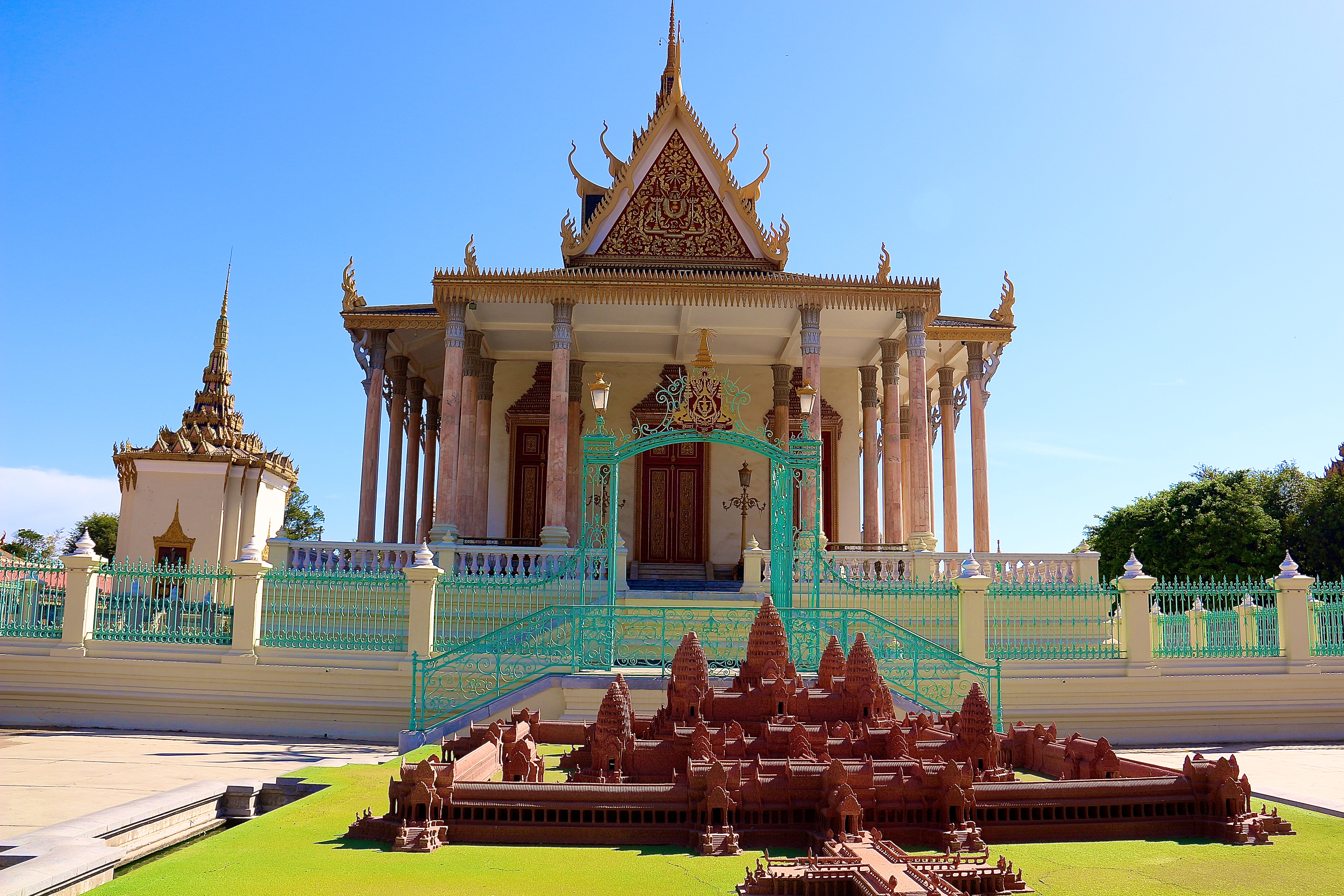 PHNOM PENH