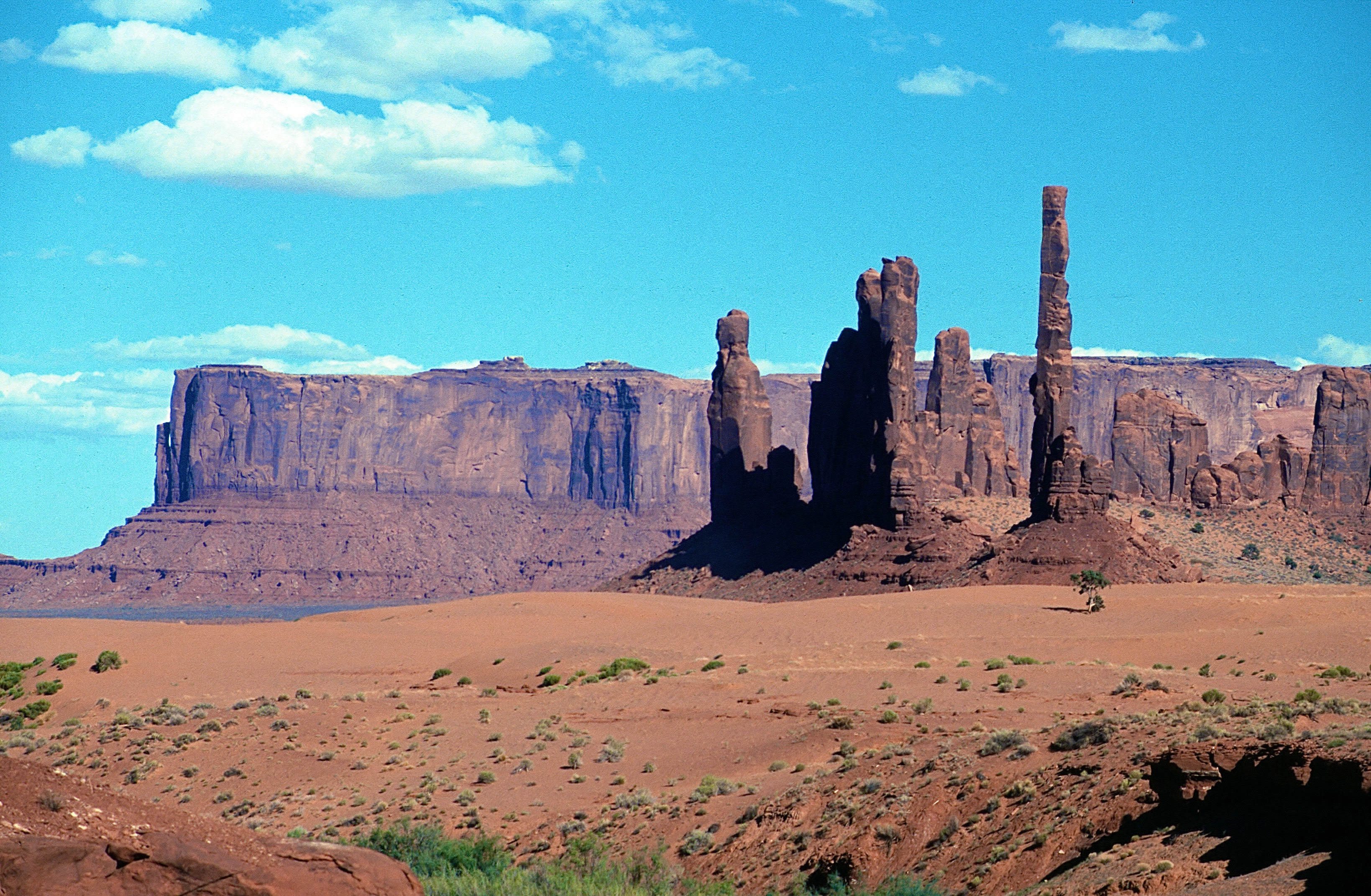 MONUMENT VALLEY