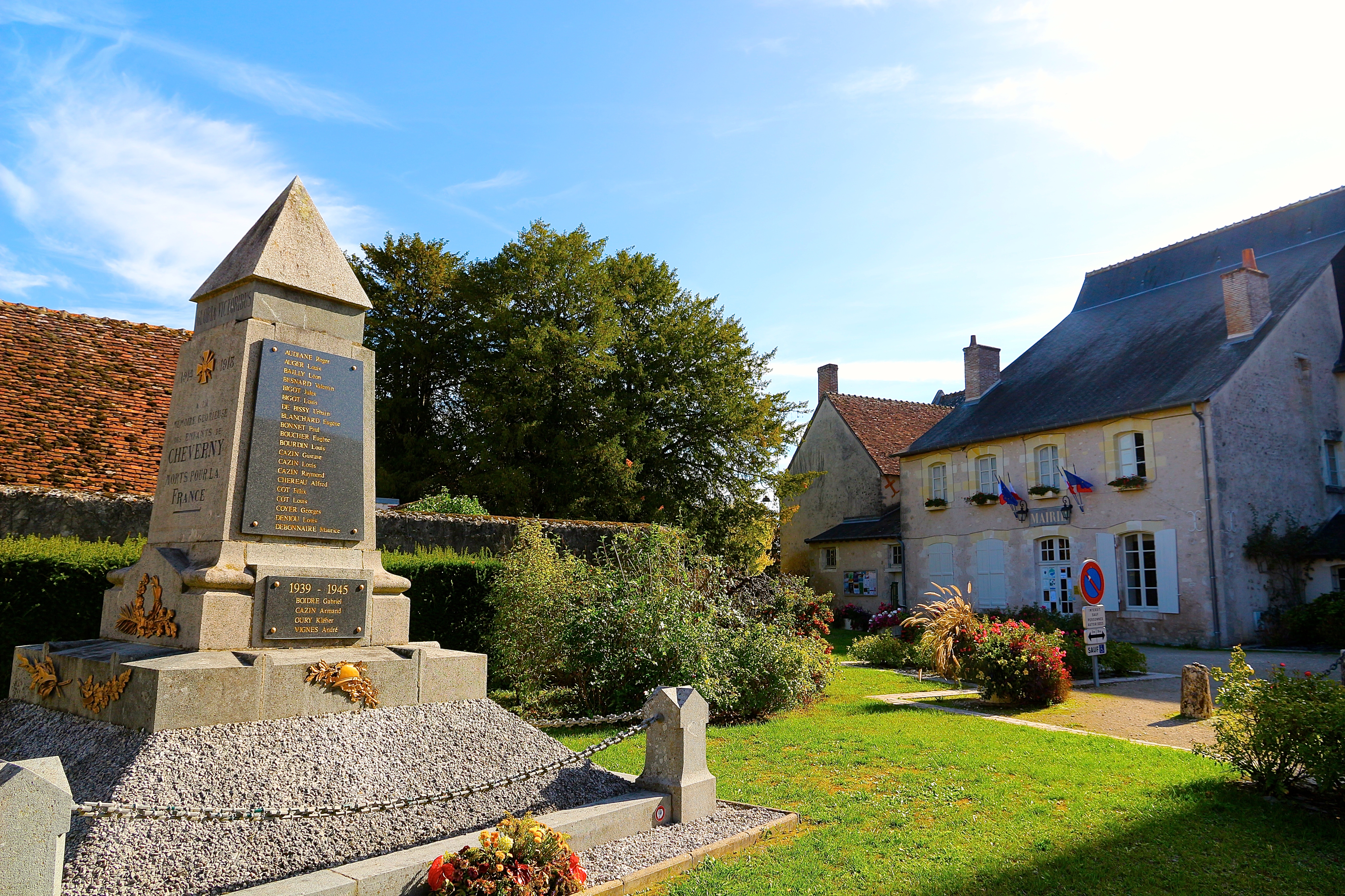 CHEVERNY