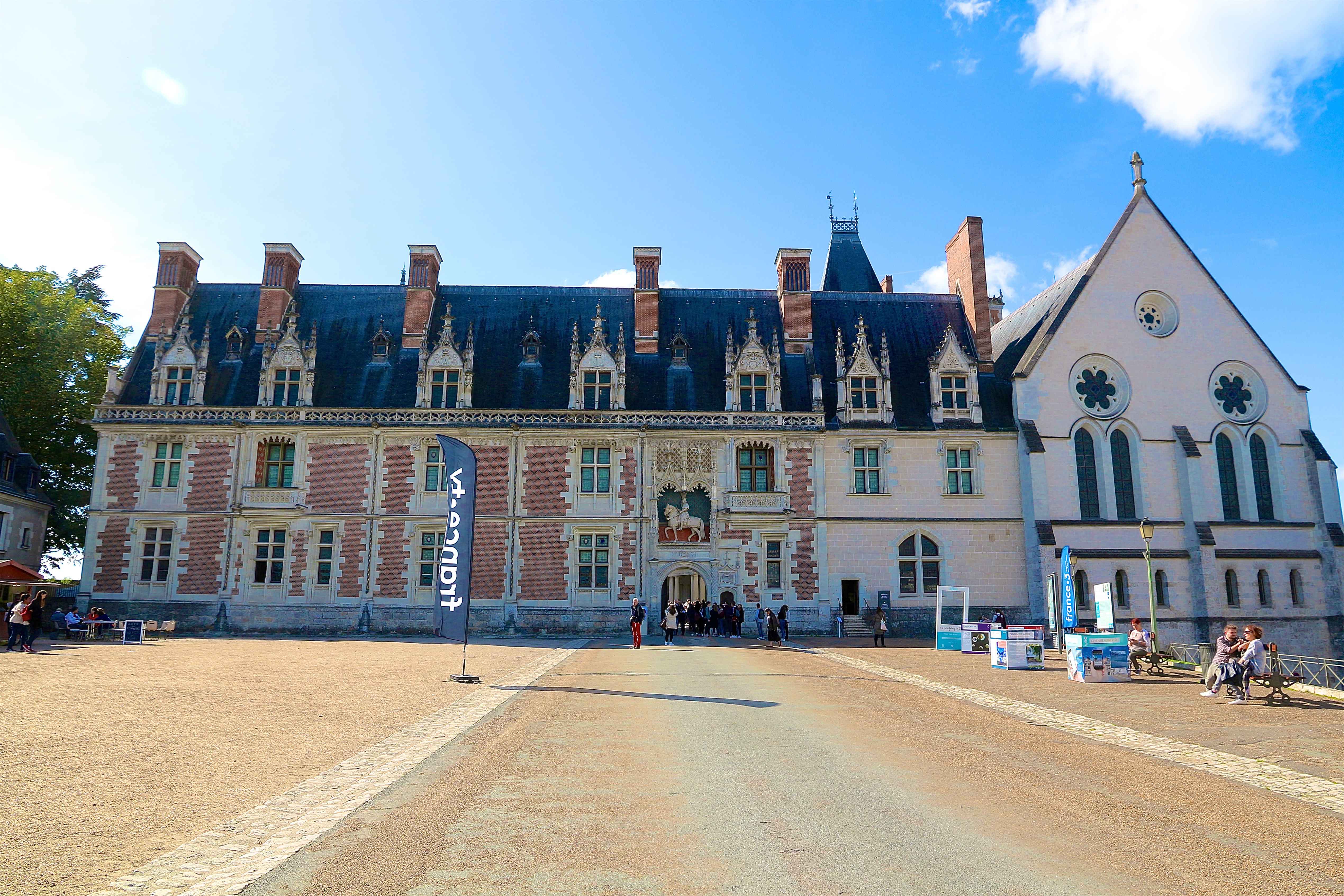 BLOIS