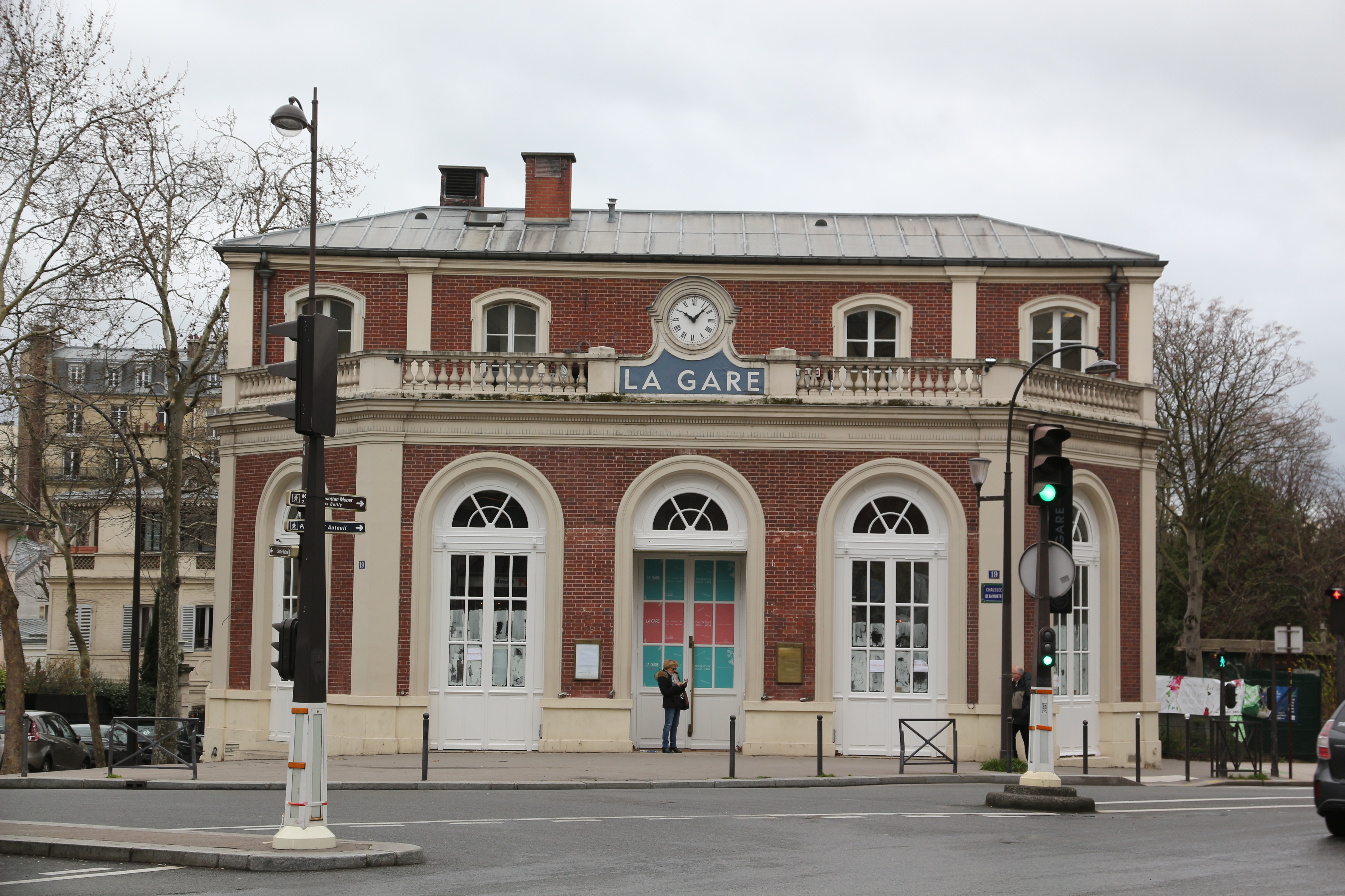 la gare de Passy-la-Muette