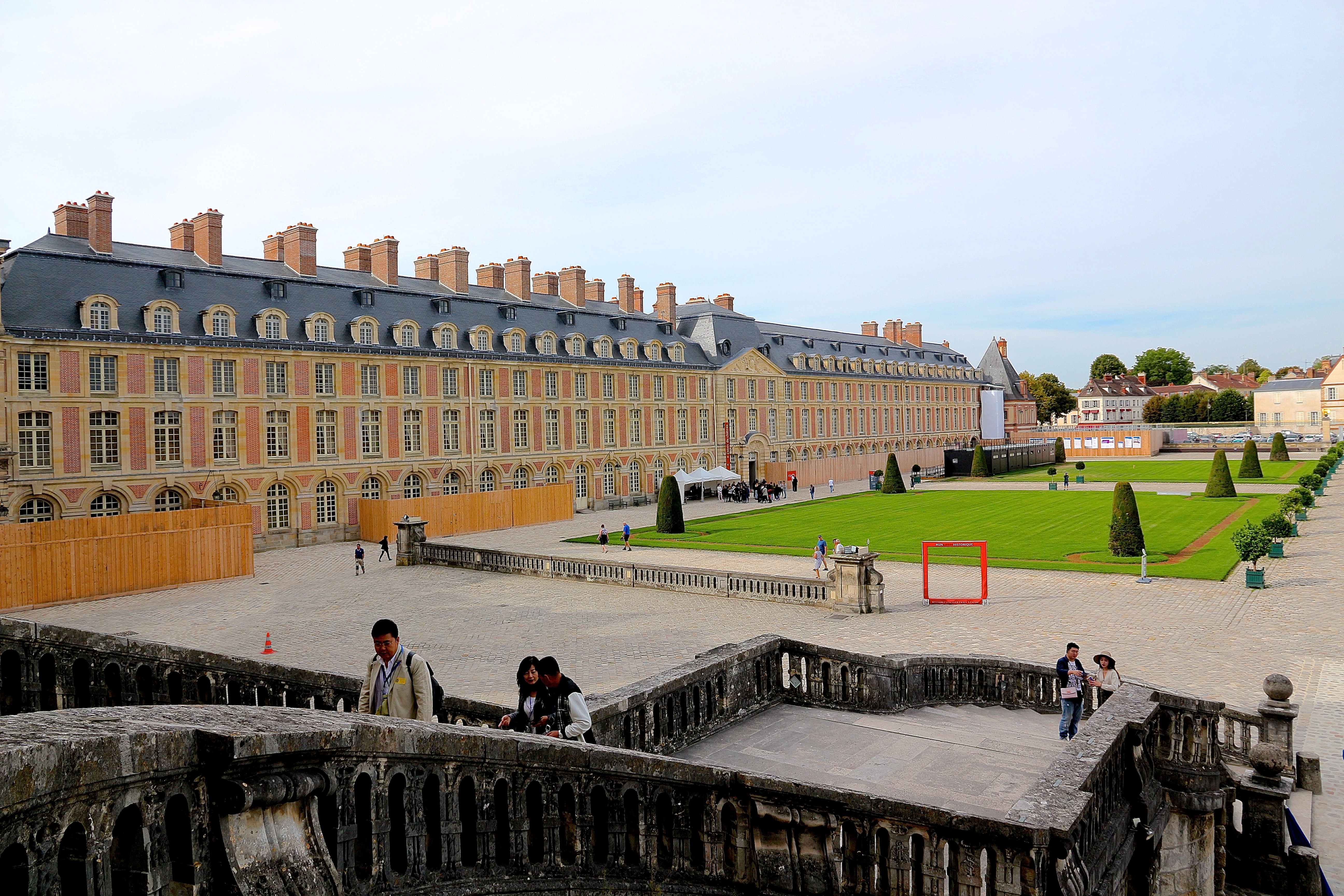 la cour du Cheval Blanc