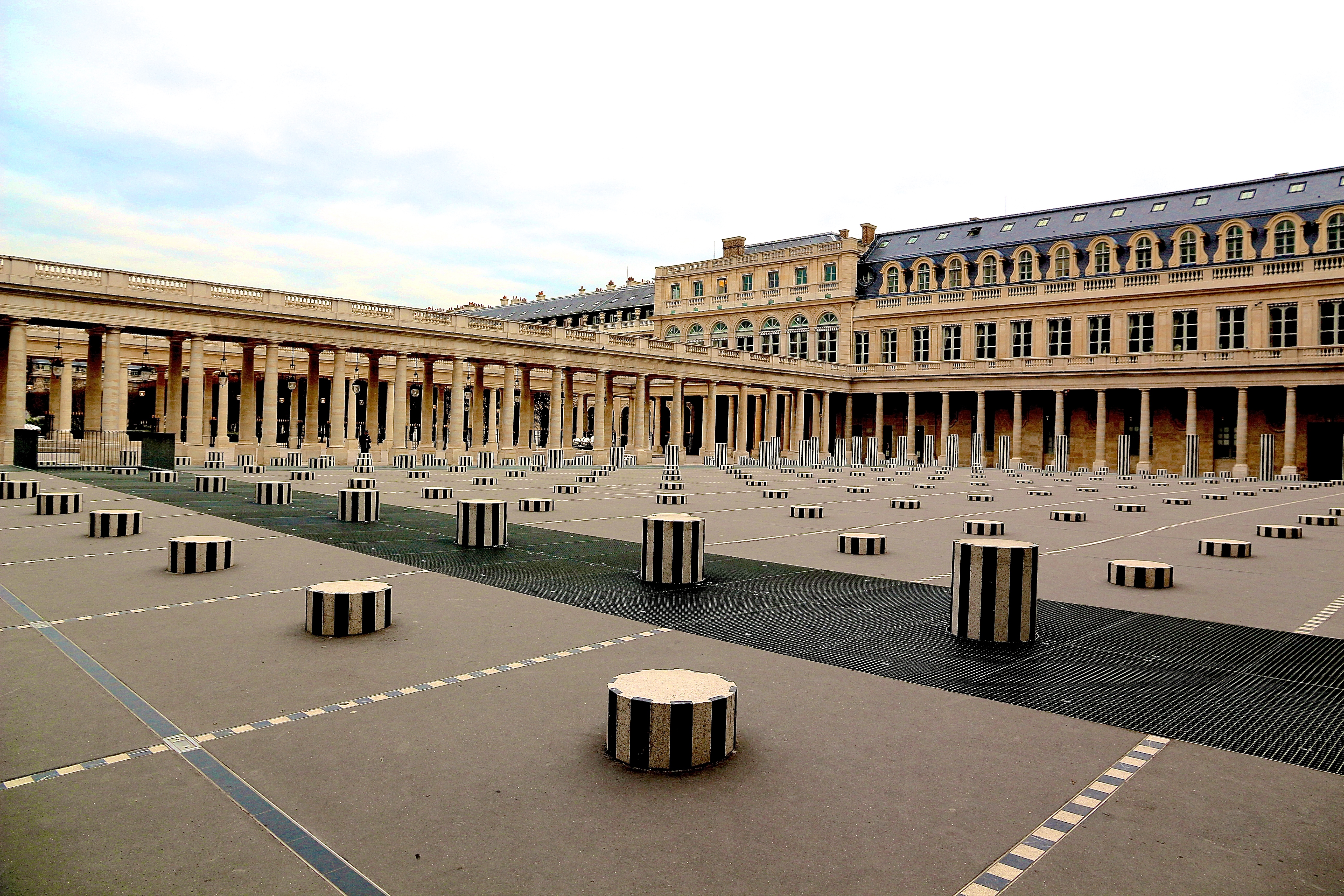 les Colonnes de Buren