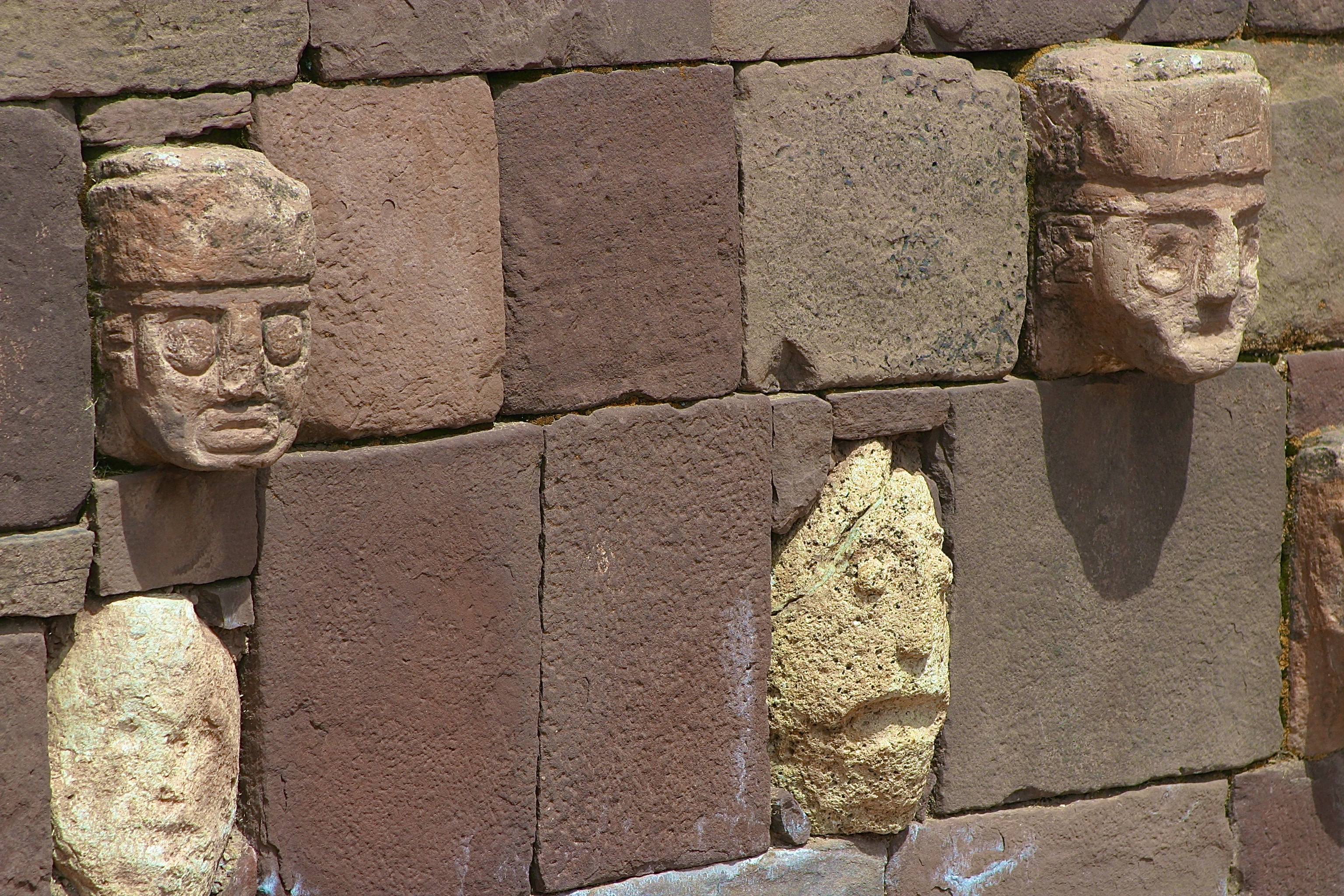 TIAHUANACO