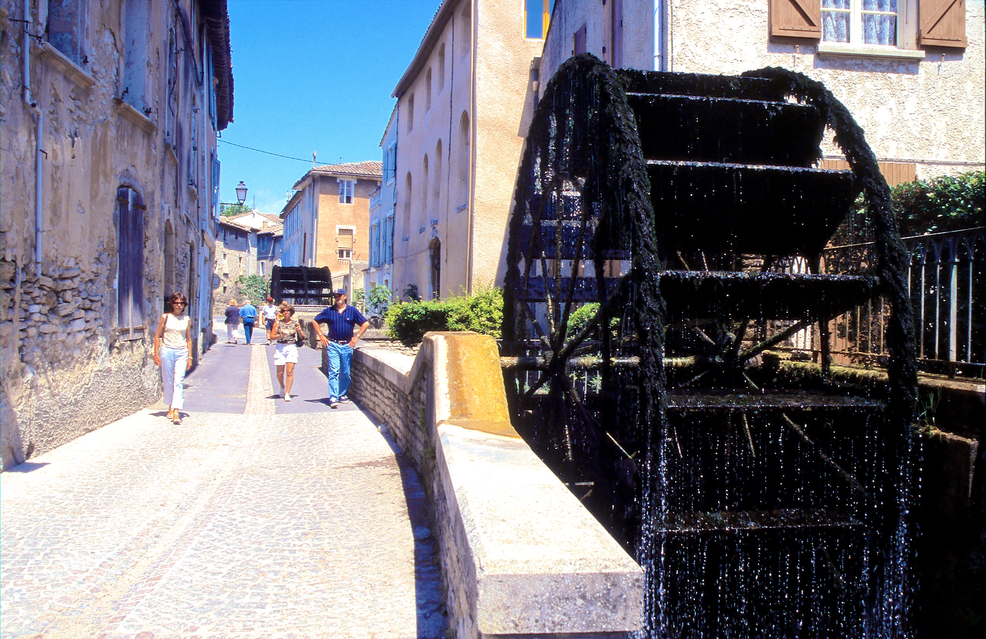 L'ISLE-SUR-LA-SORGUE