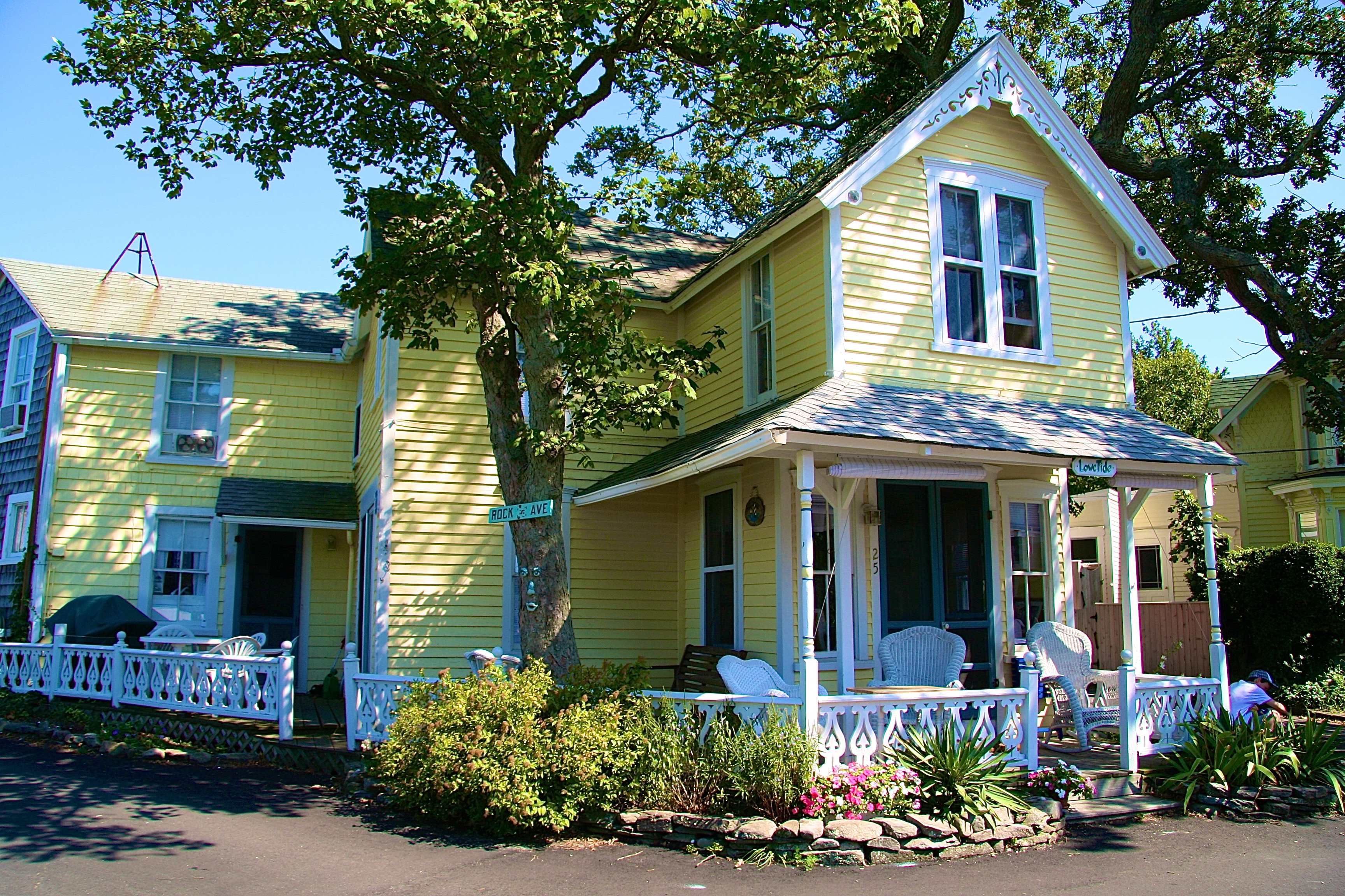 MARTHA'S VINEYARD