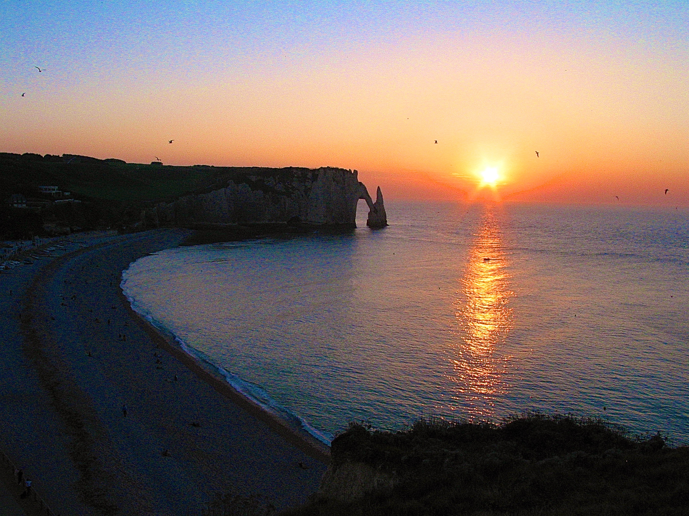 ÉTRETAT