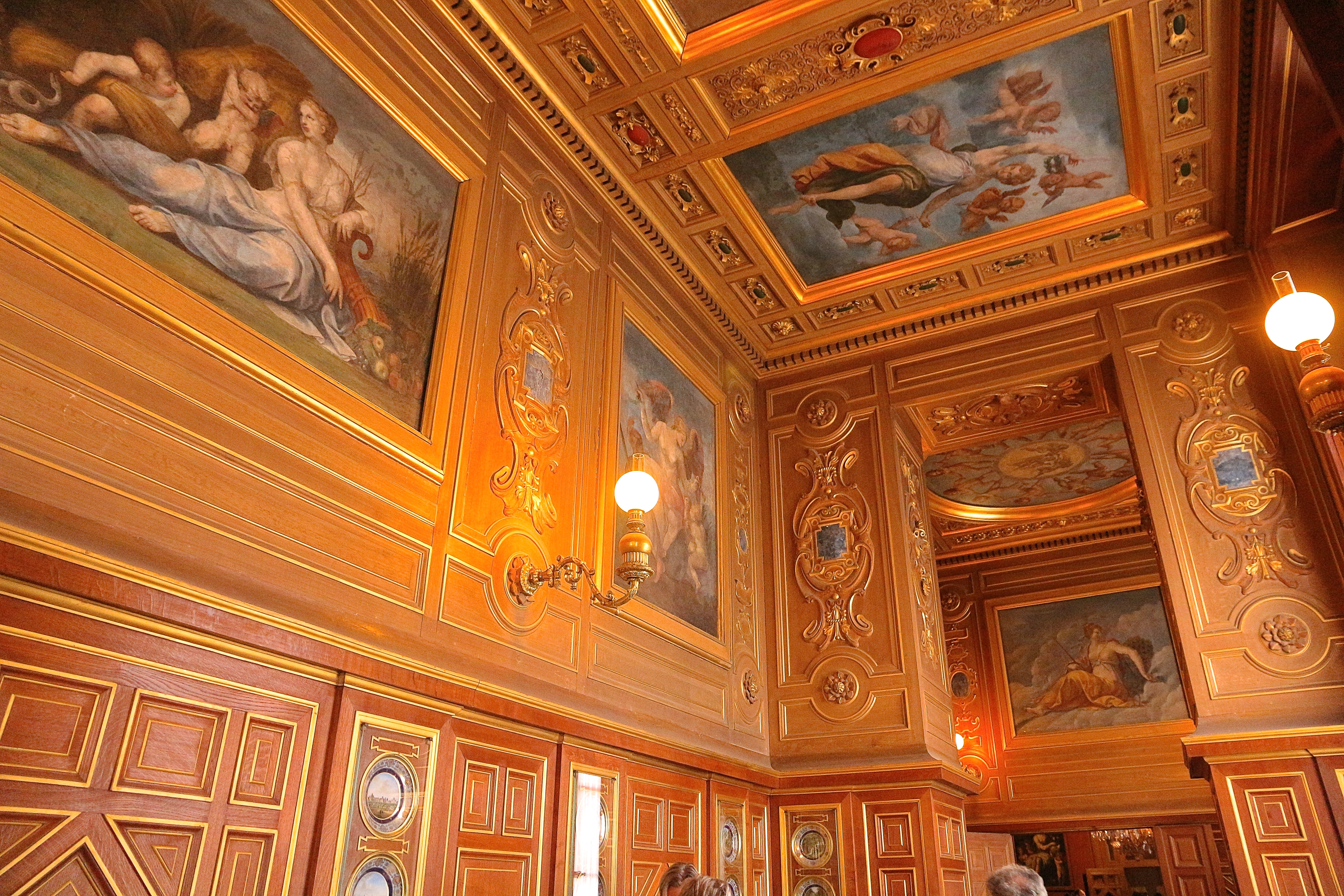la galerie des Assiettes