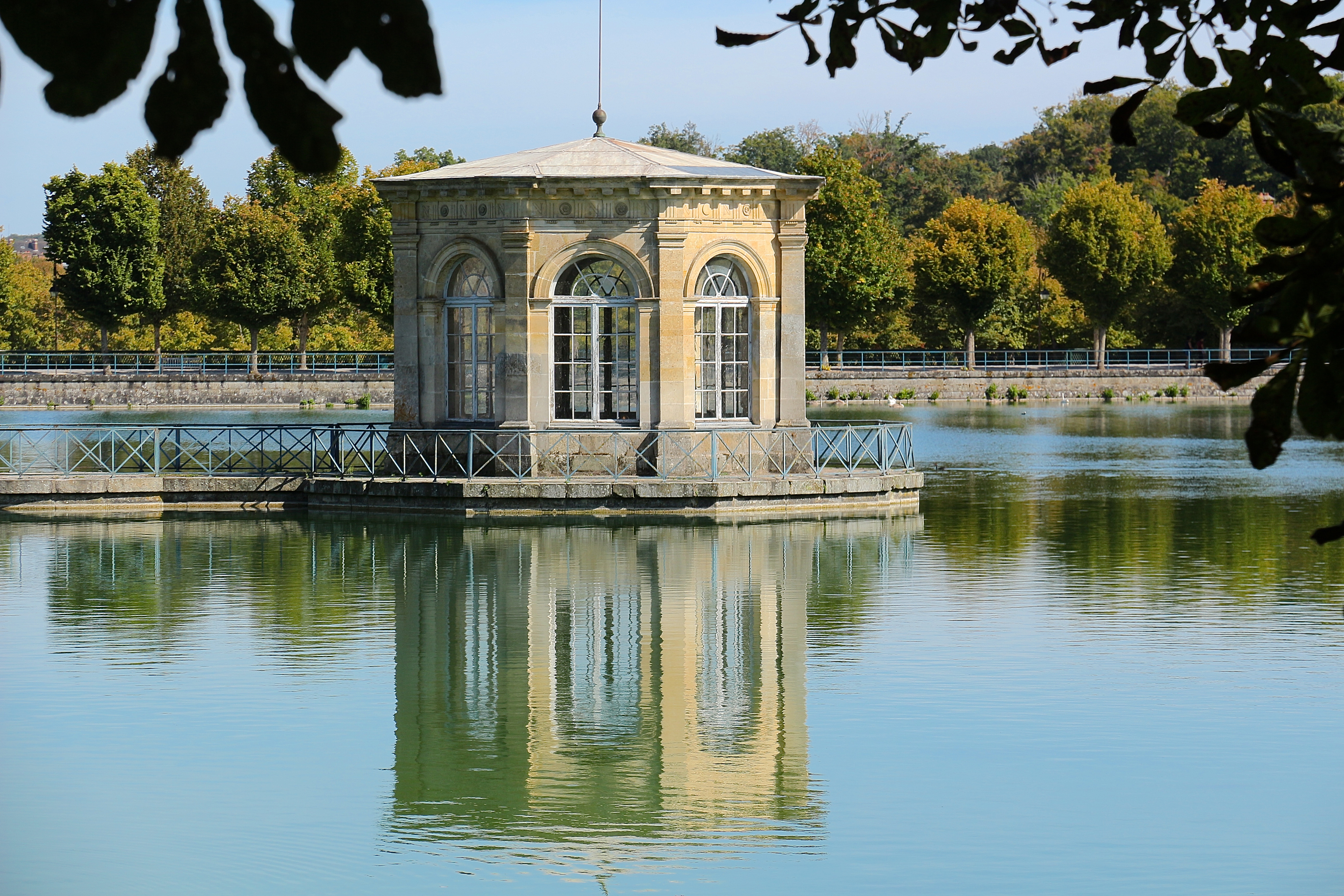 le pavillon de l'étang