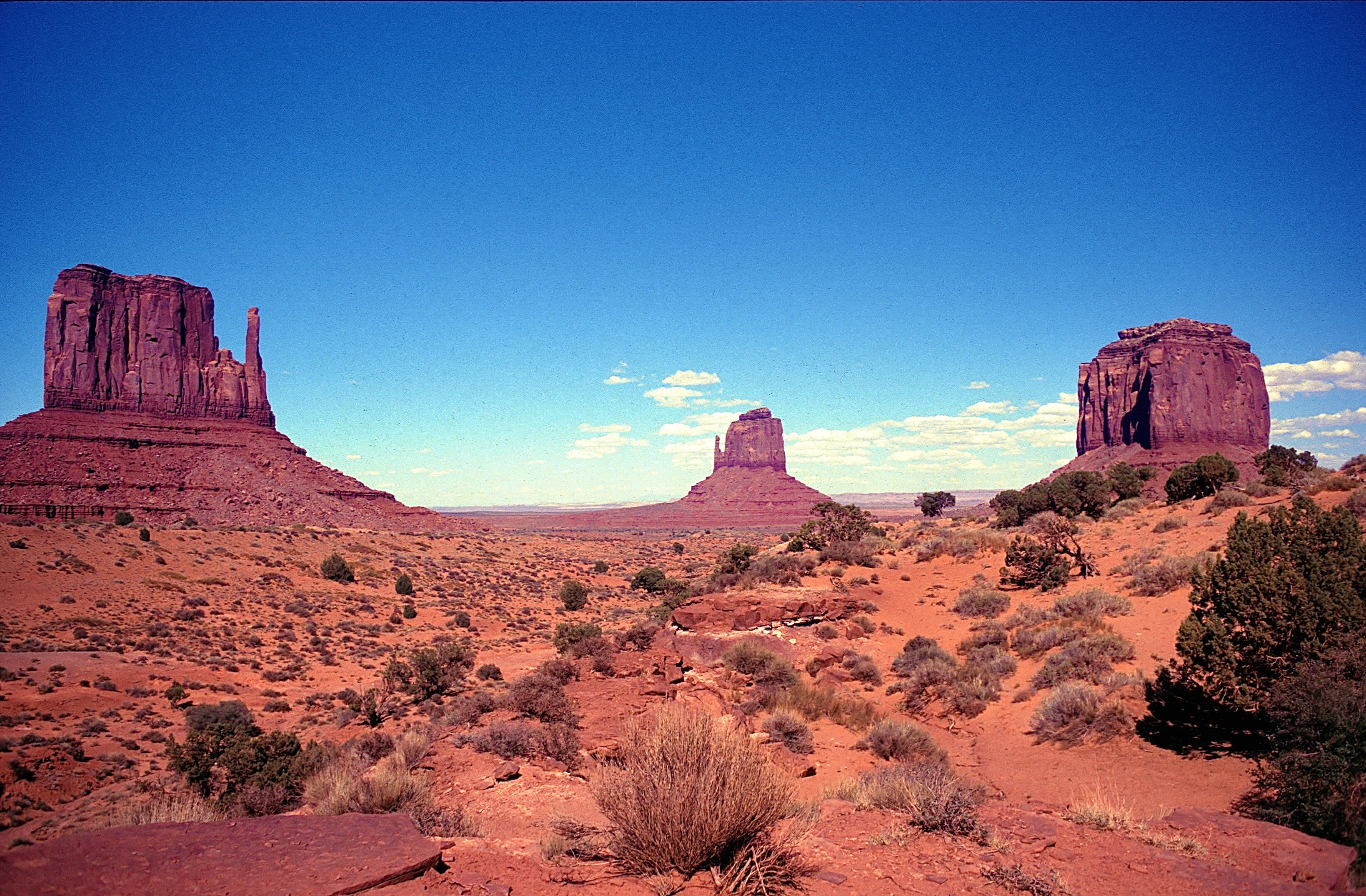 MONUMENT VALLEY