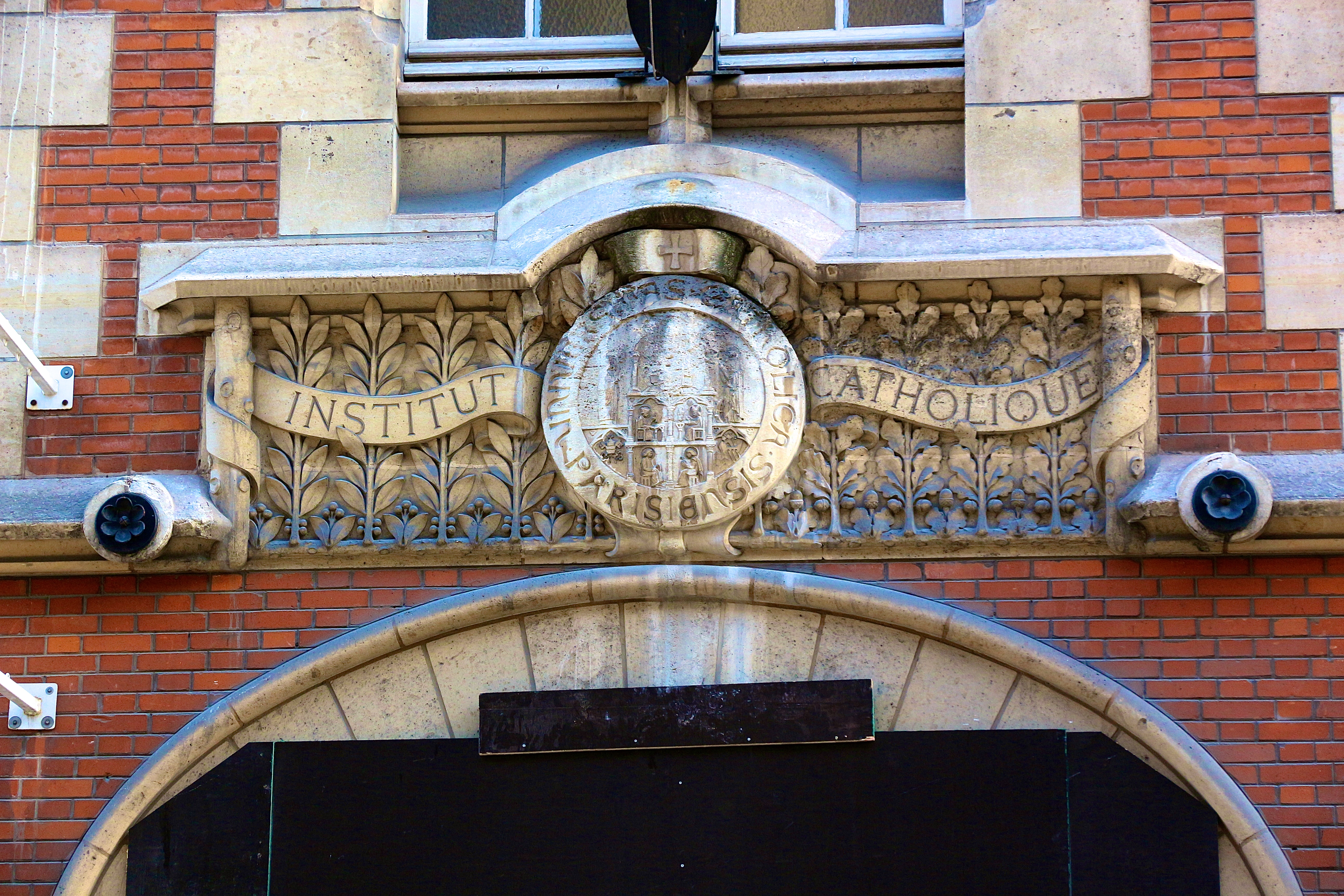 l'Institut Catholique de Paris
