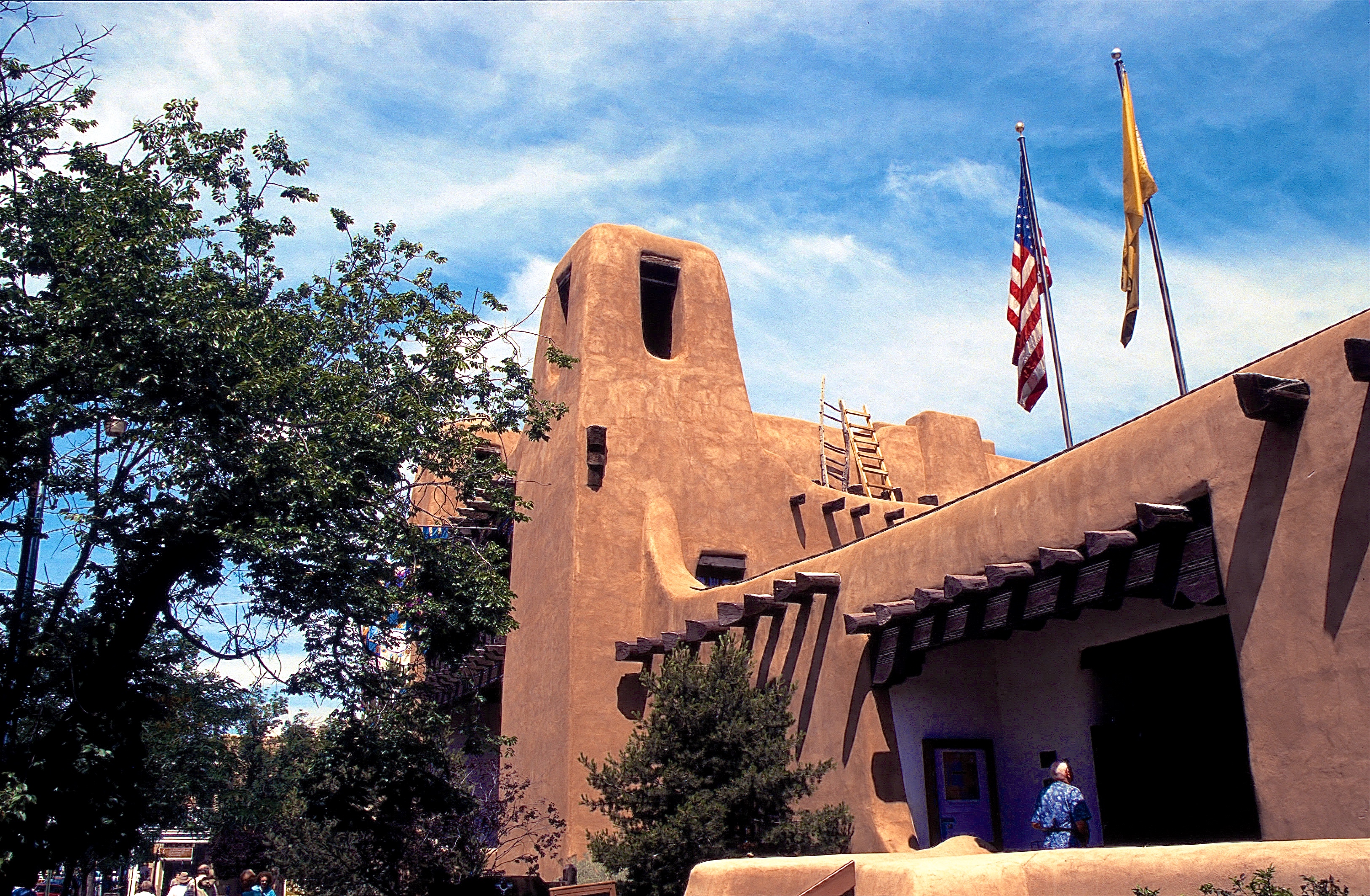 SANTA FE