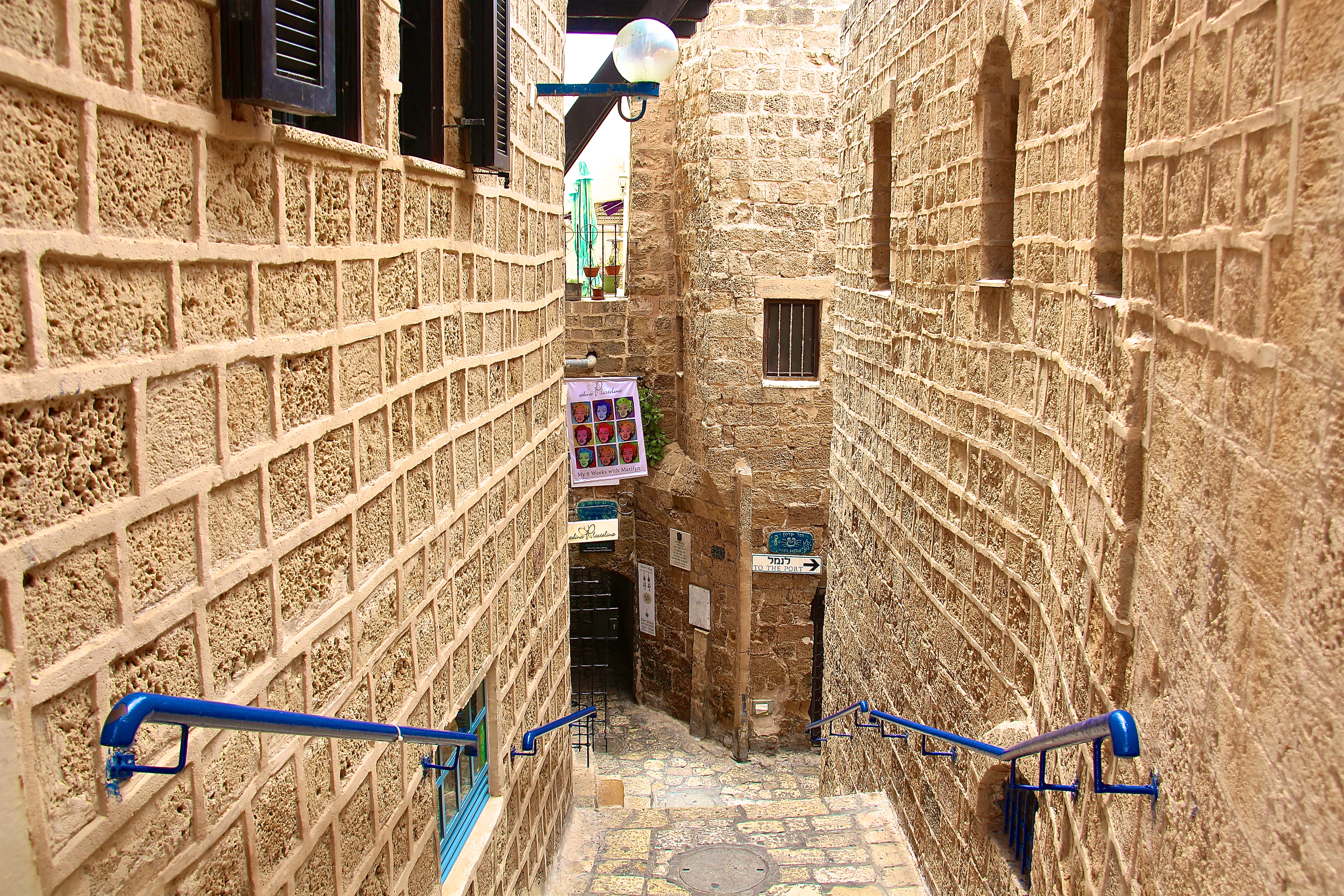 YAFO