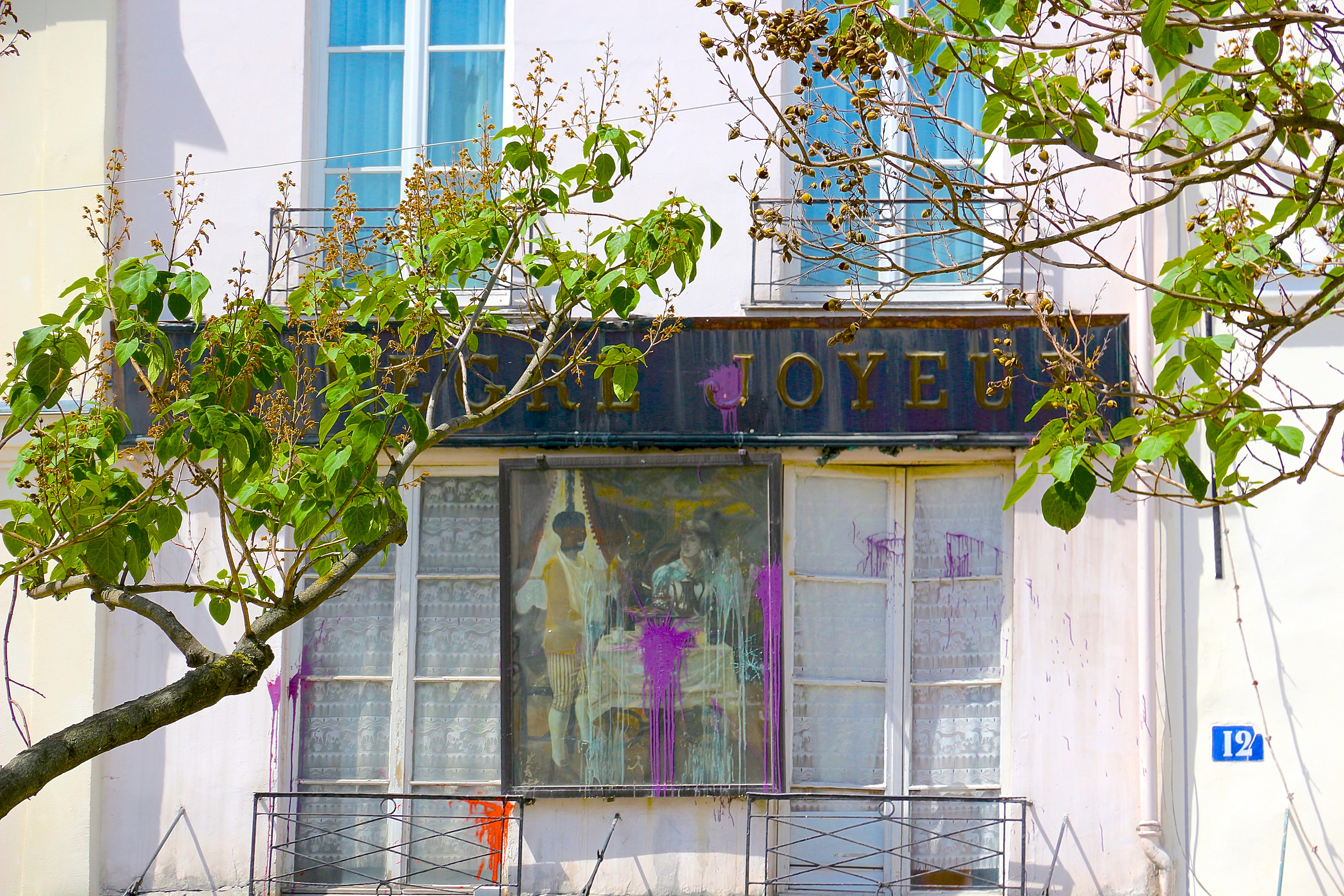 "au Nègre Joyeux"